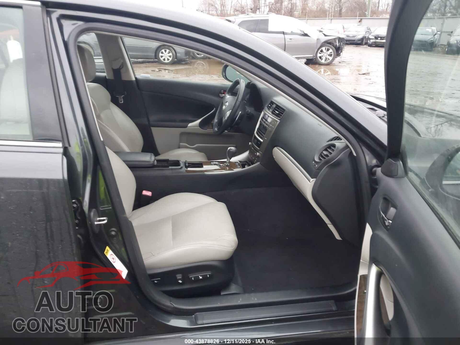 LEXUS IS 250 2011 - JTHCF5C26B5047558