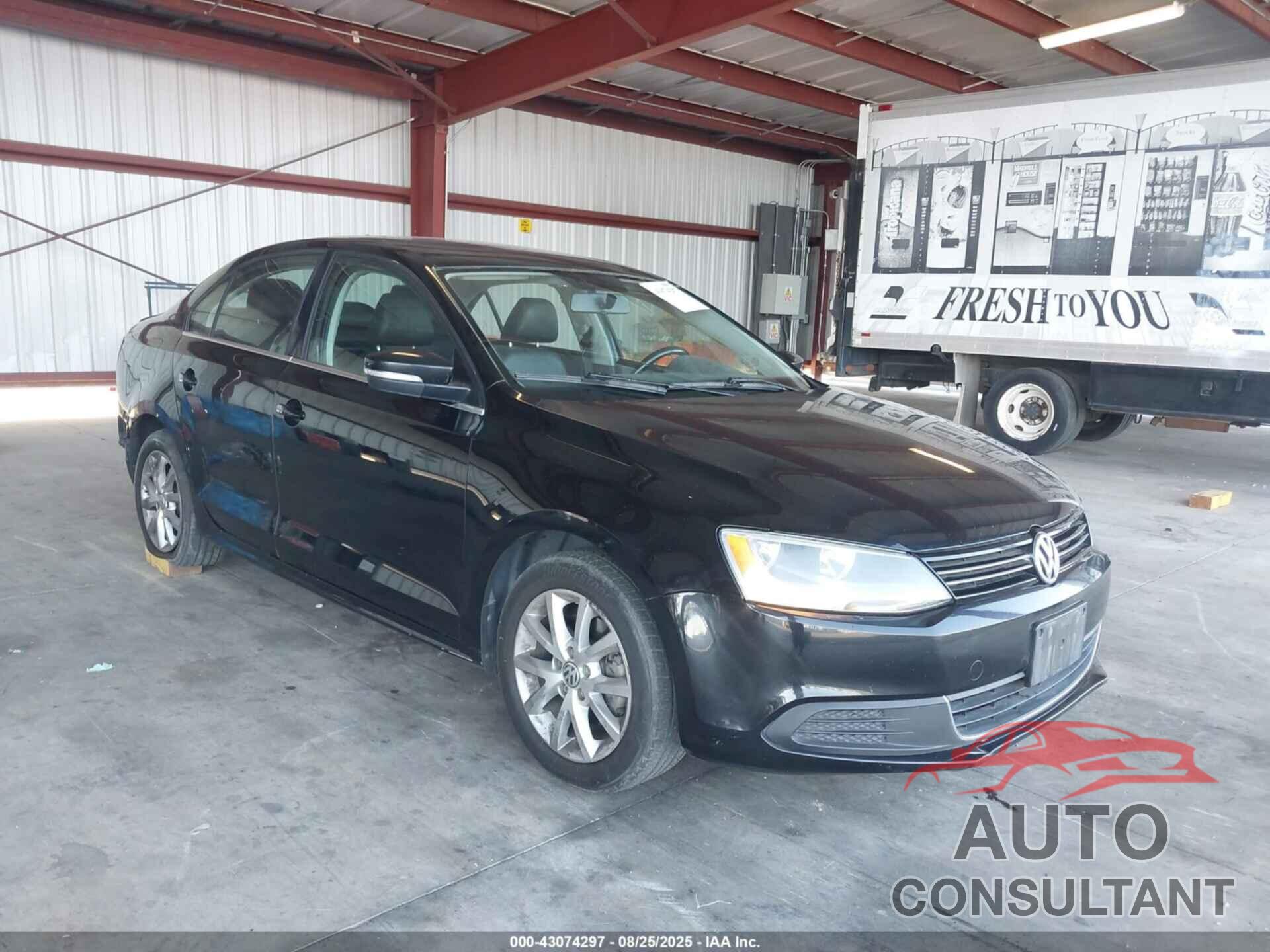VOLKSWAGEN JETTA 2013 - 3VWDP7AJ6DM279094