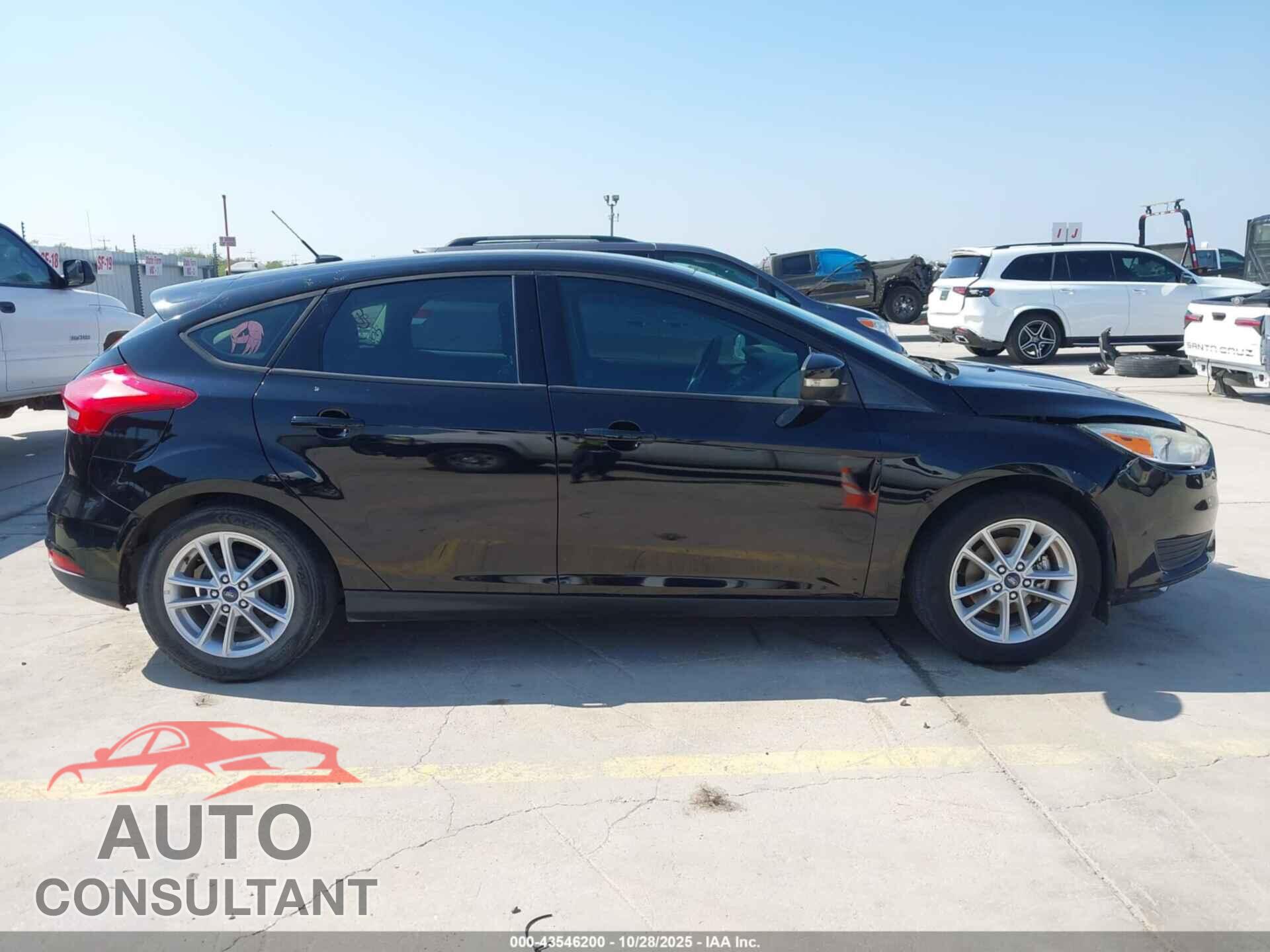 FORD FOCUS 2017 - 1FADP3K23HL303268