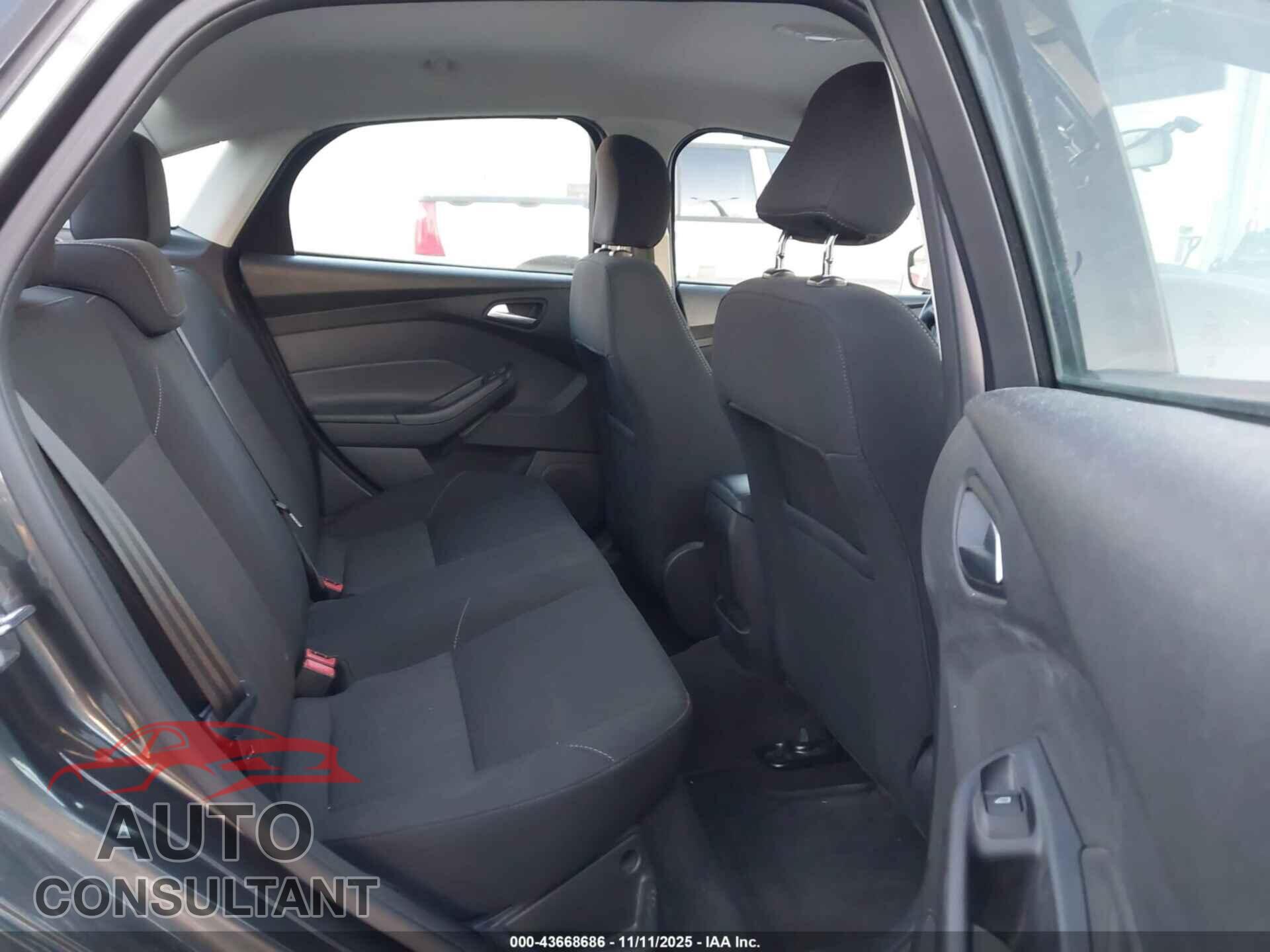 FORD FOCUS 2016 - 1FADP3F28GL342785
