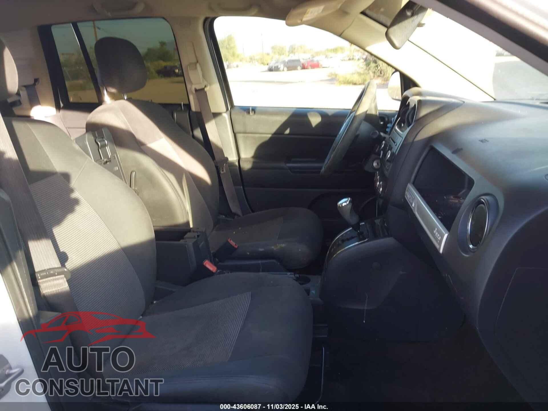 JEEP COMPASS 2015 - 1C4NJDBB6FD393089