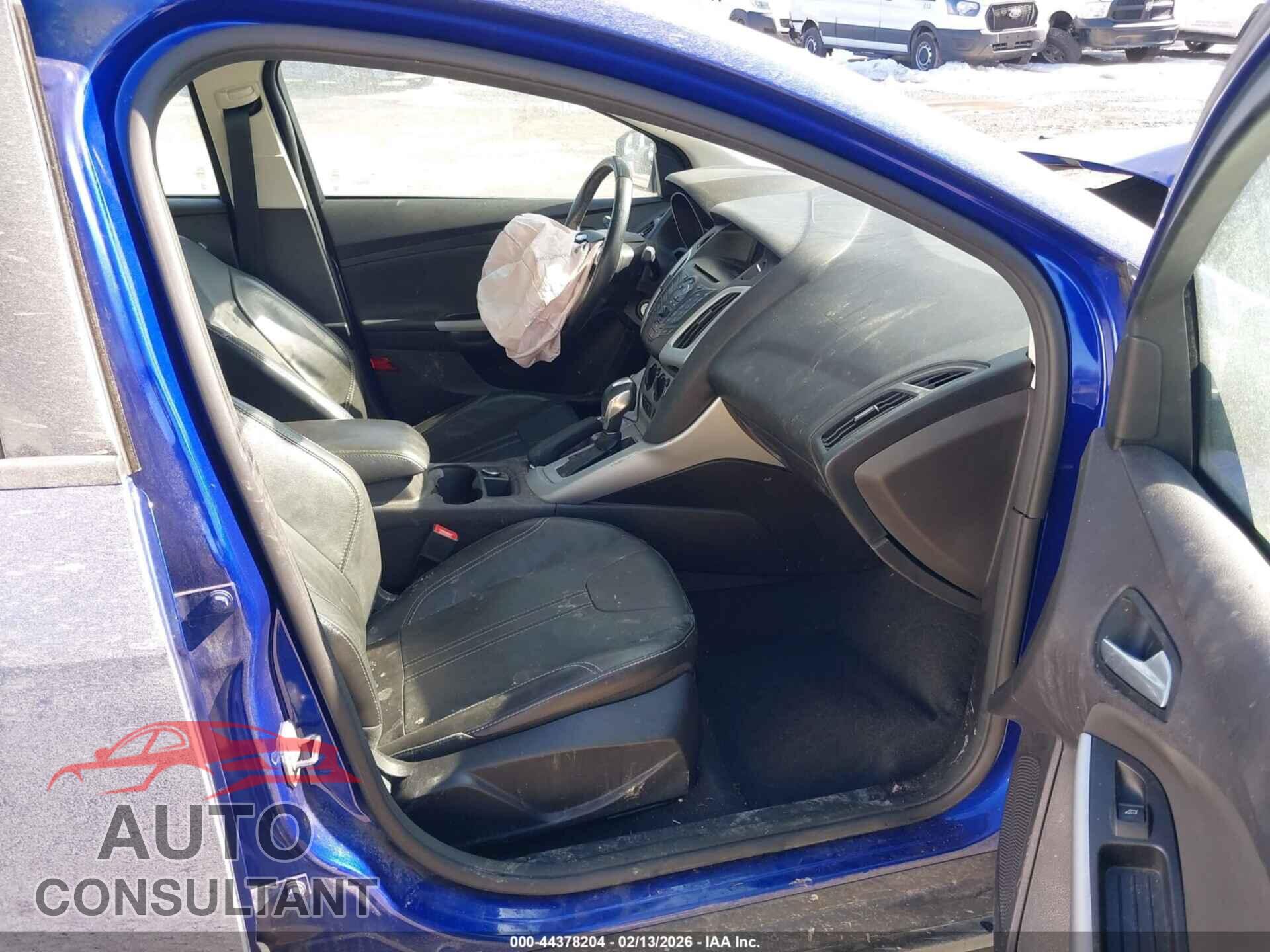 FORD FOCUS 2014 - 1FADP3F21EL205717