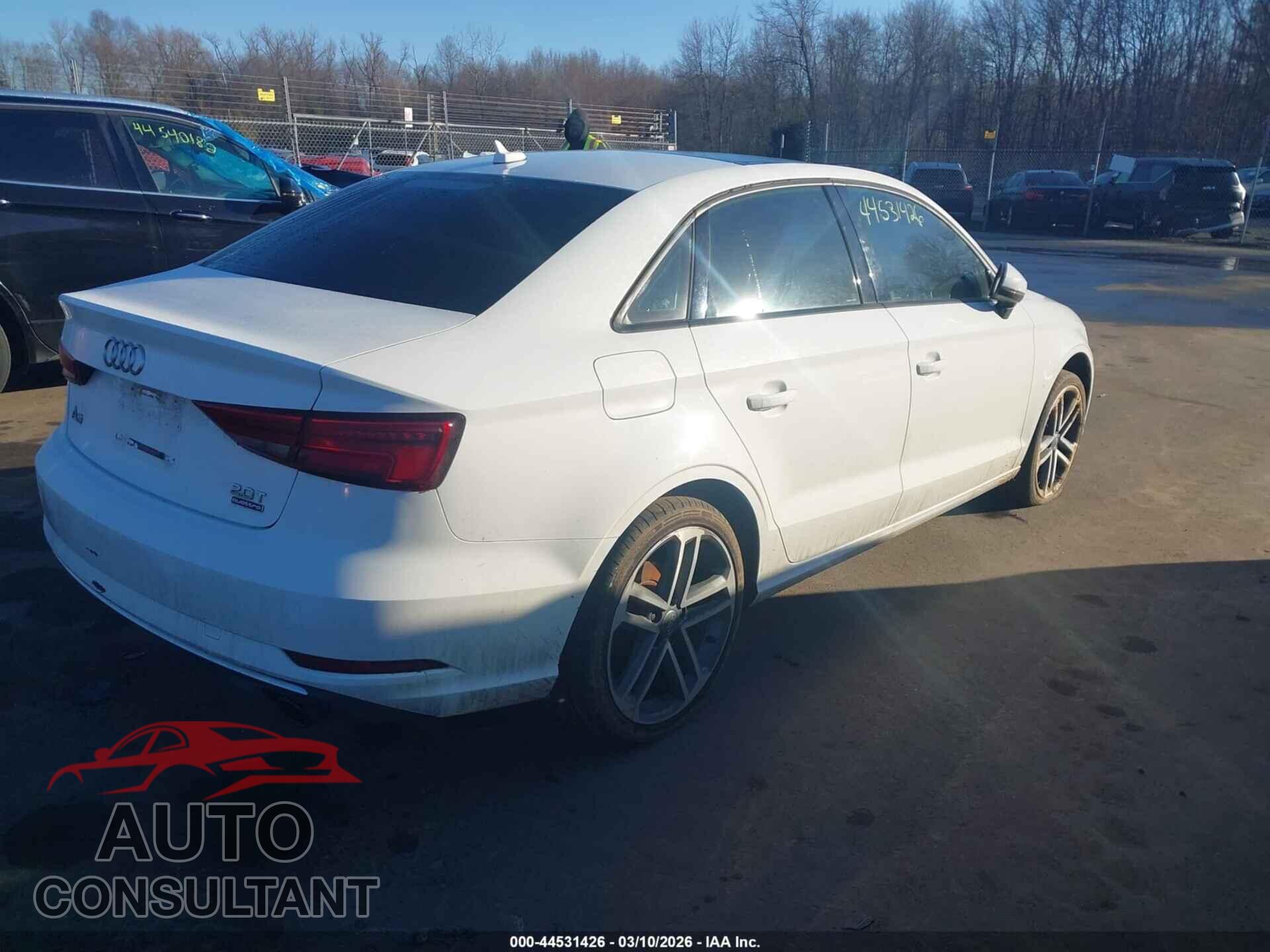 AUDI A3 2017 - WAUB8GFF7H1044327