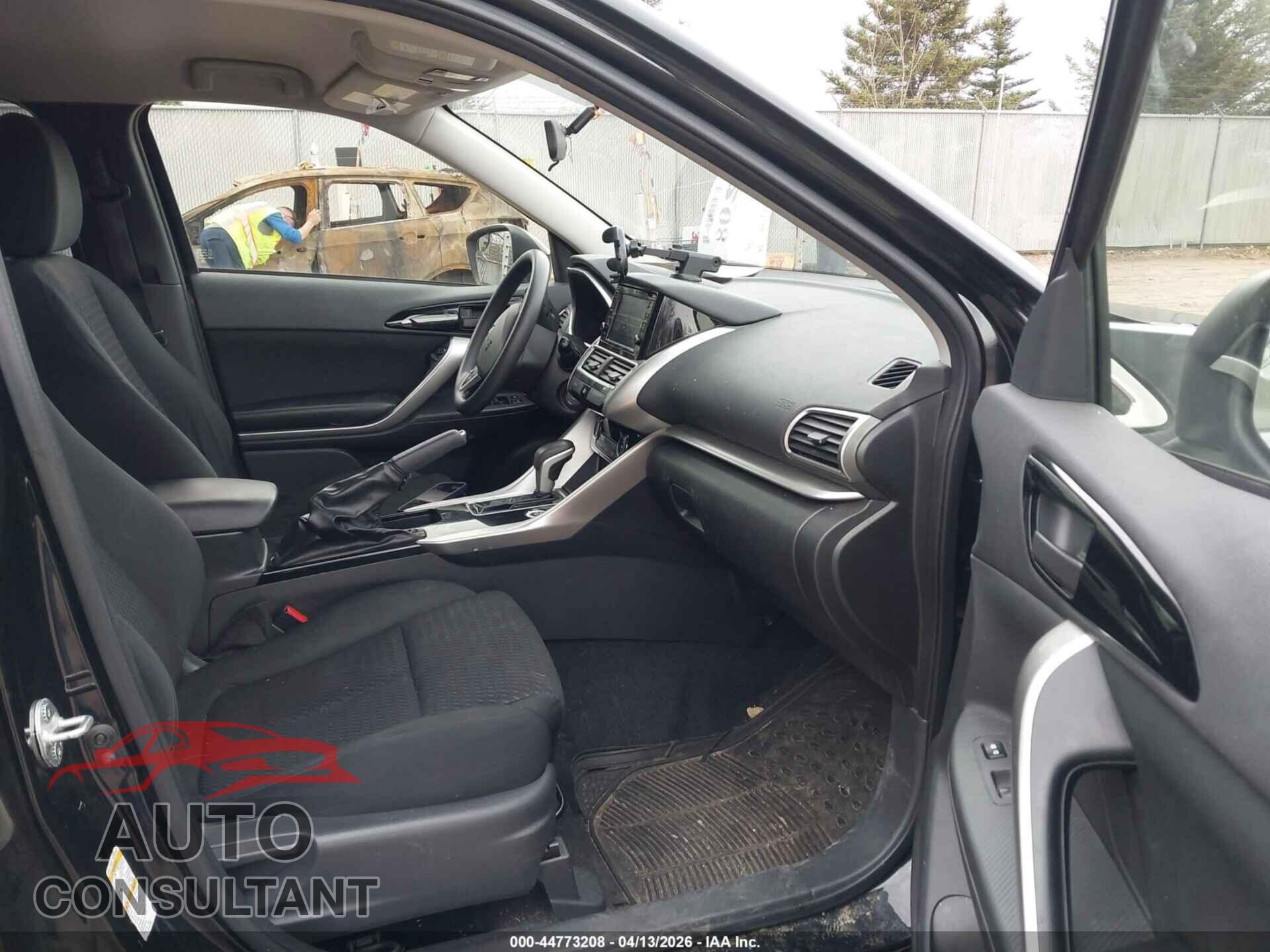 MITSUBISHI ECLIPSE CROSS 2018 - JA4AT3AA6JZ060196