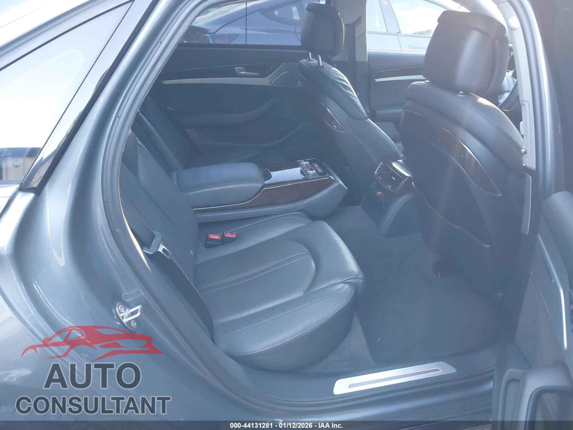 AUDI A8 L 2014 - WAUR2AFD4EN011091