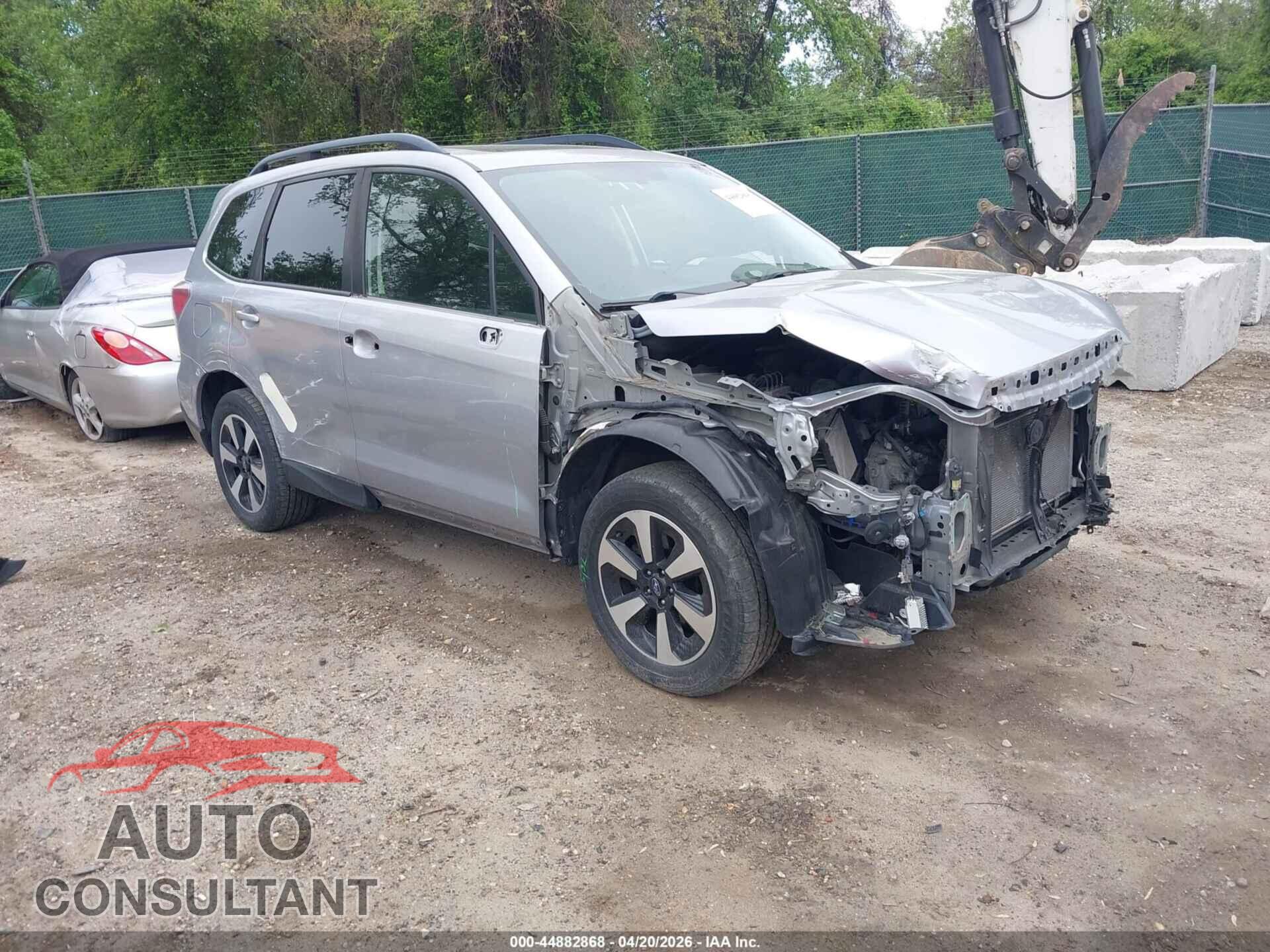 SUBARU FORESTER 2017 - JF2SJAEC6HH401825