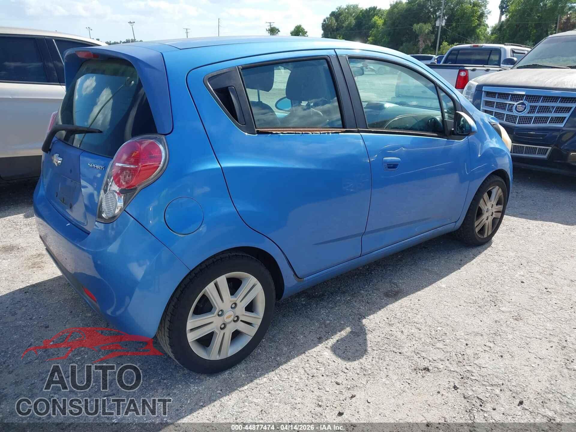 CHEVROLET SPARK 2015 - KL8CD6S98FC731954