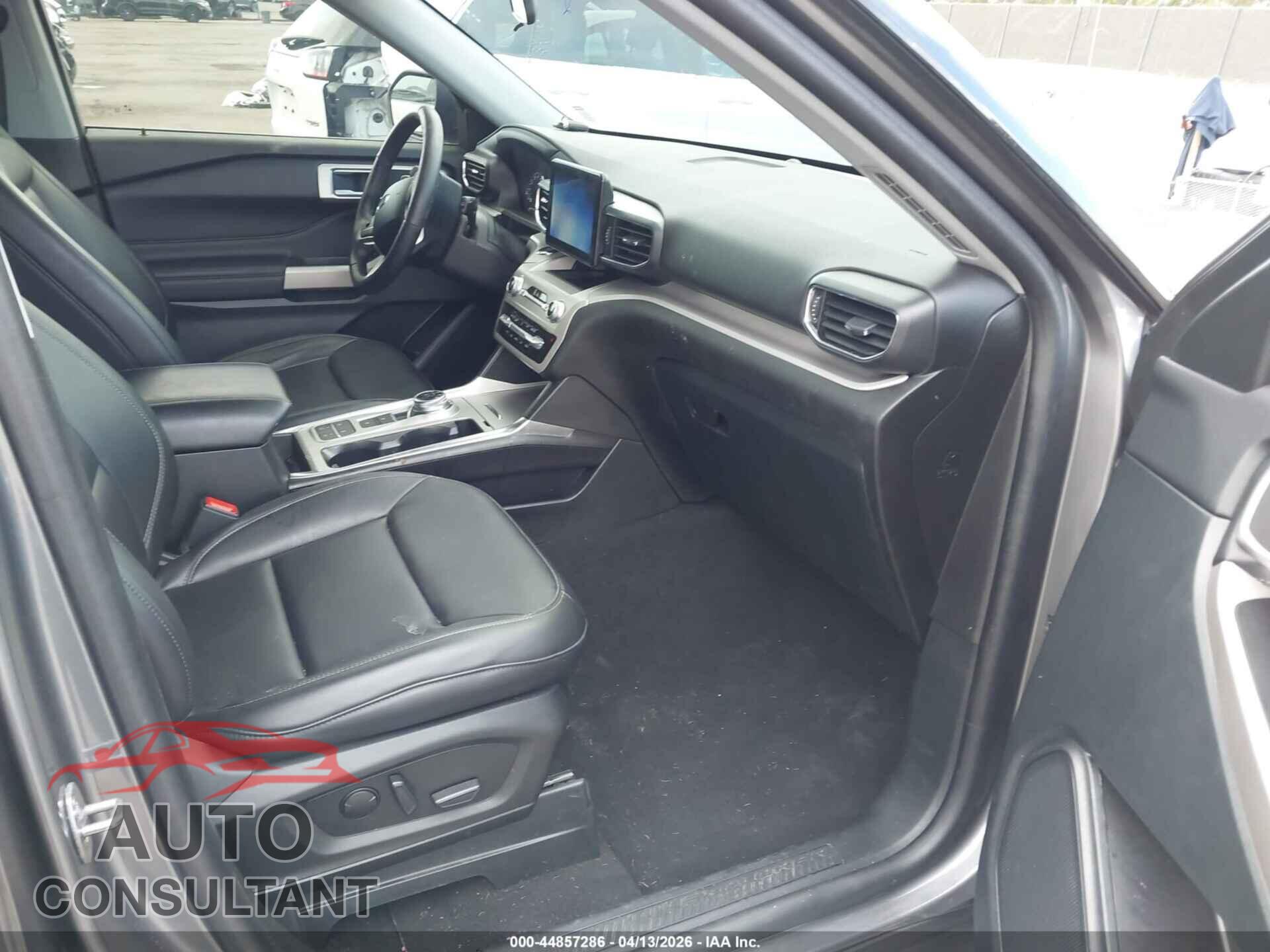 FORD EXPLORER 2024 - 1FMSK7DHXRGA55776