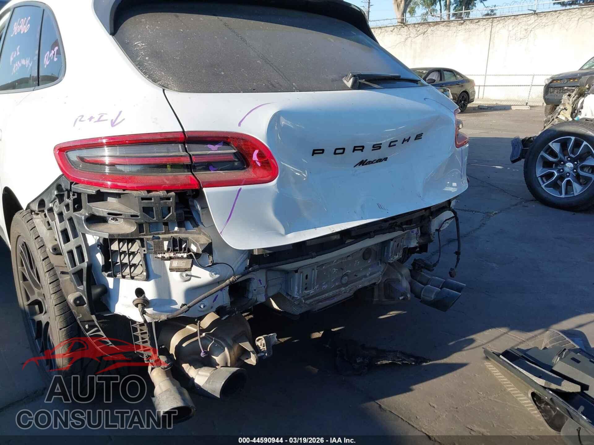 PORSCHE MACAN 2018 - WP1AA2A59JLB14780