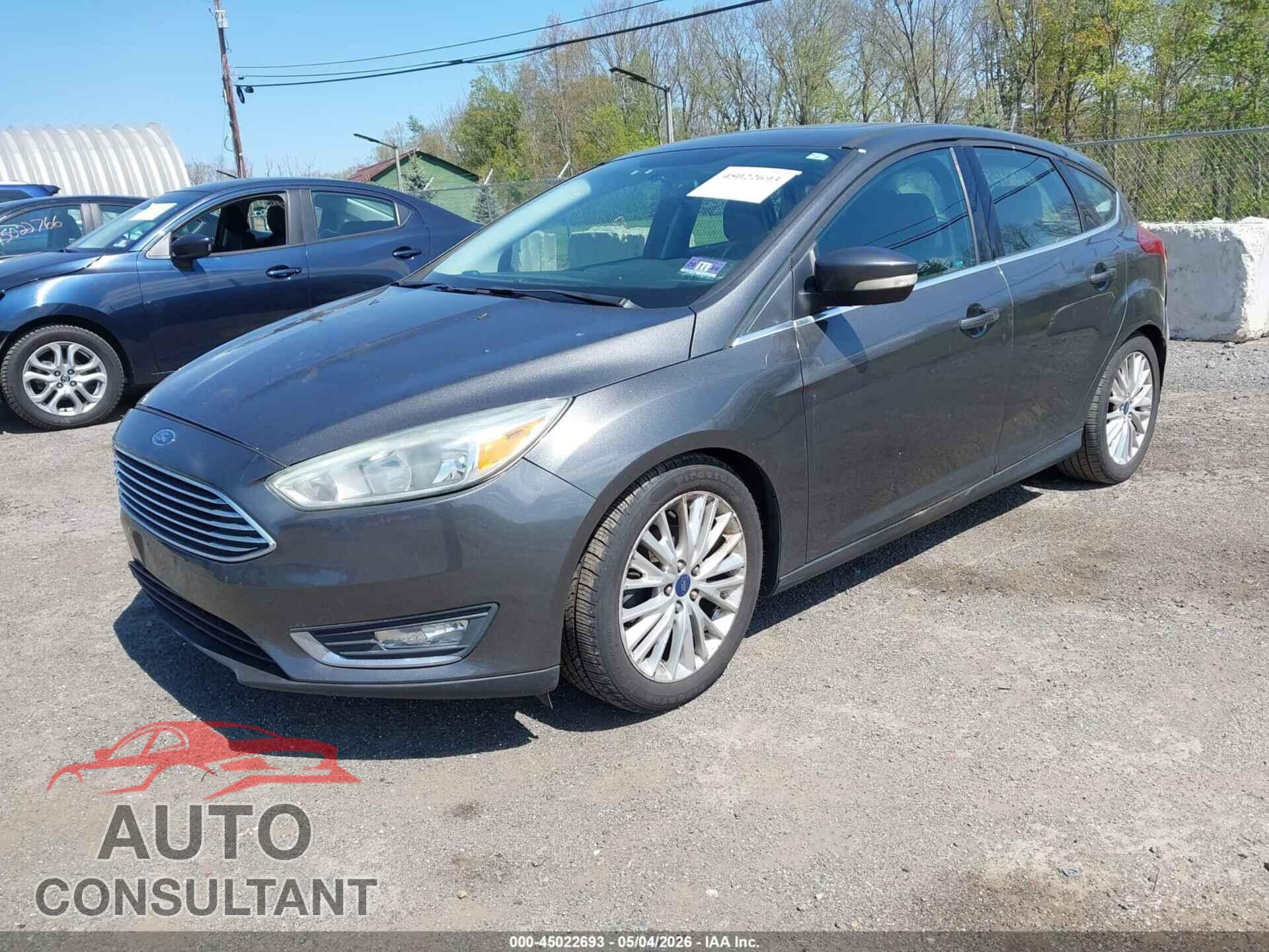 FORD FOCUS 2015 - 1FADP3N22FL344550