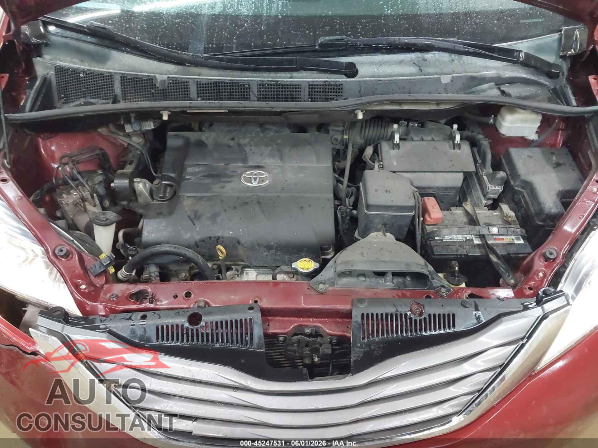TOYOTA SIENNA 2012 - 5TDYK3DC1CS262839