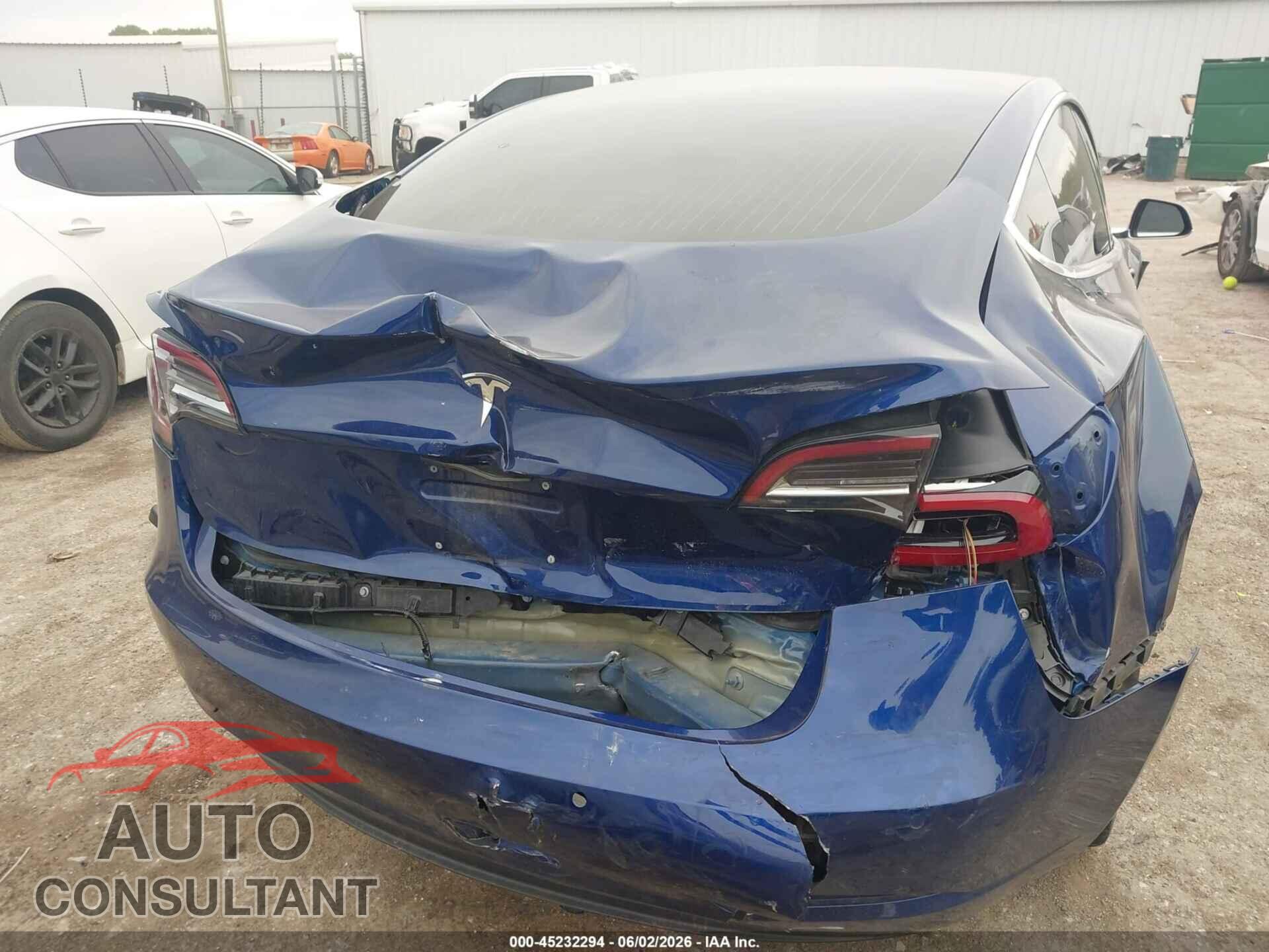 TESLA MODEL 3 2018 - 5YJ3E1EA1JF164463
