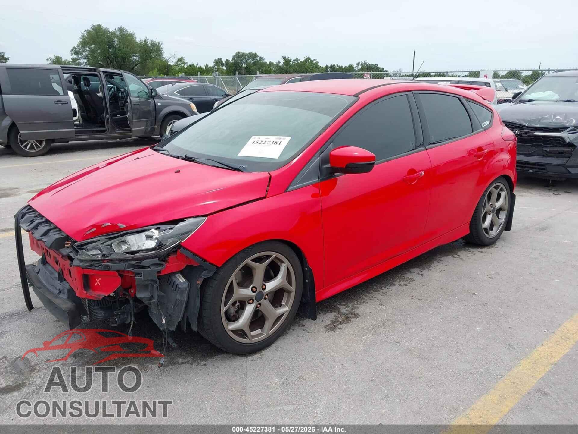 FORD FOCUS ST 2017 - 1FADP3L99HL258249