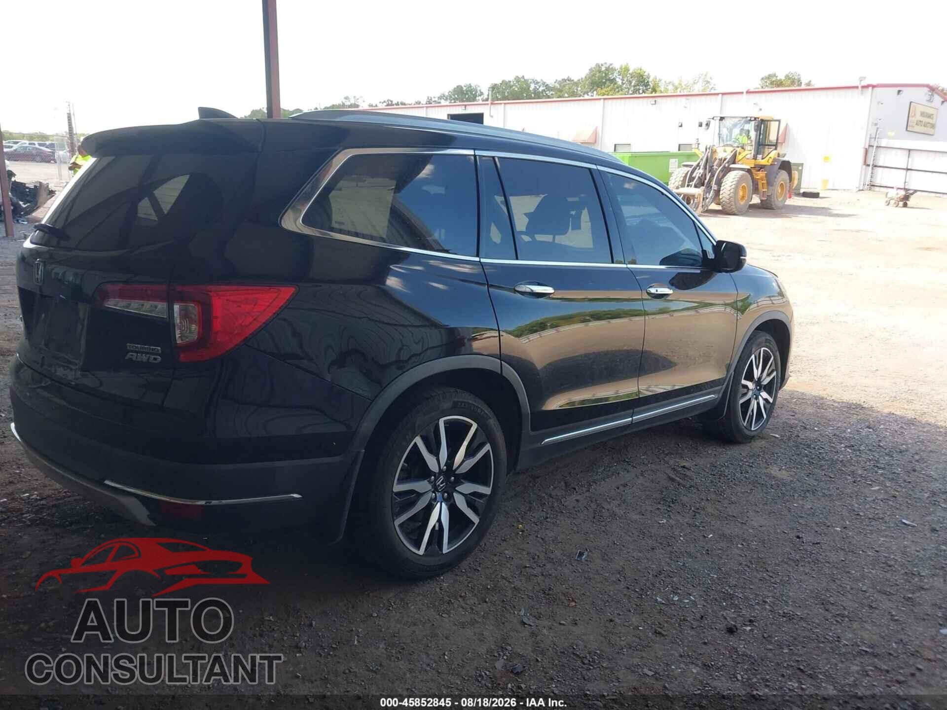 HONDA PILOT 2019 - 5FNYF6H93KB005690
