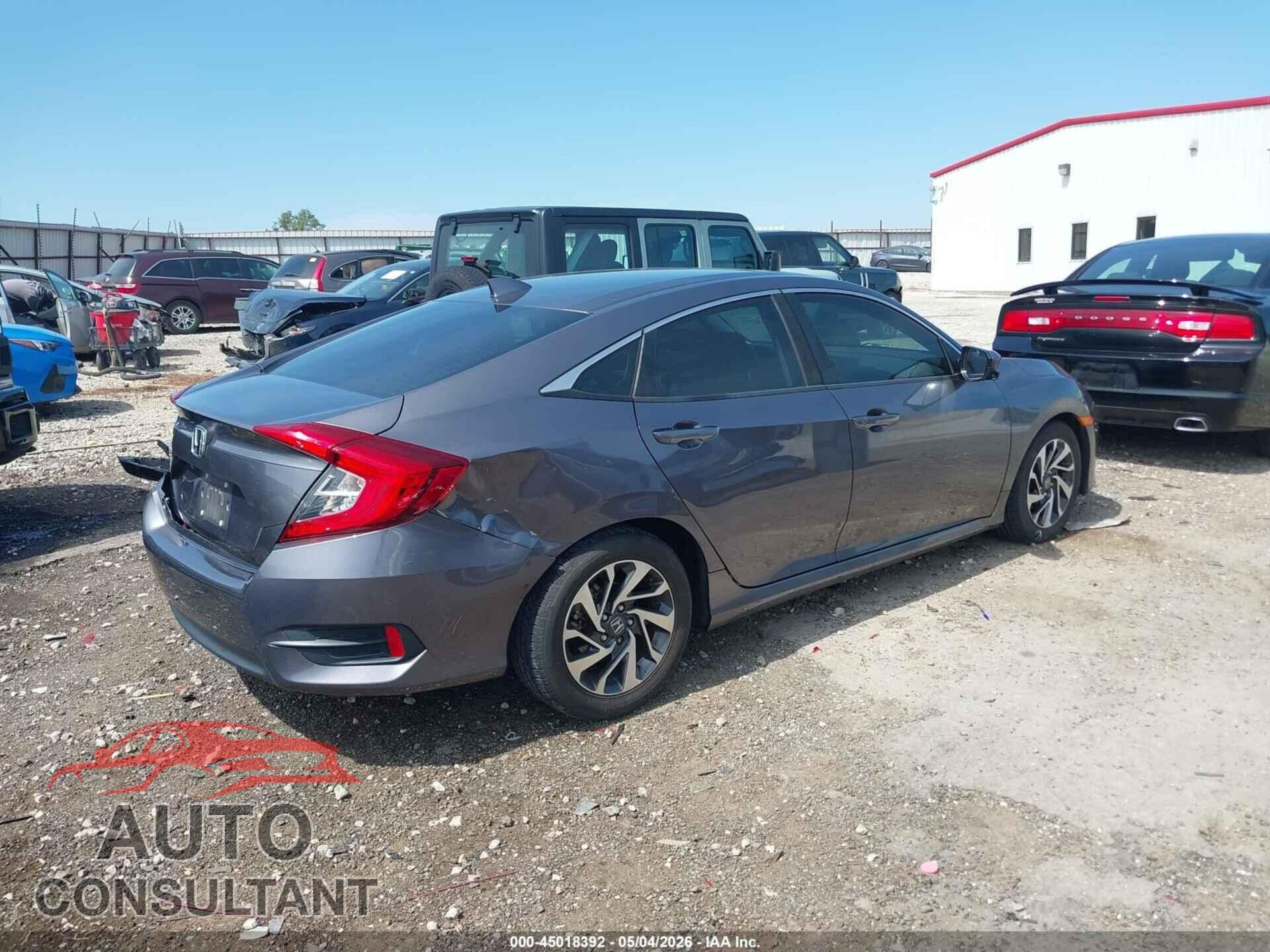 HONDA CIVIC 2017 - 19XFC2F88HE017433