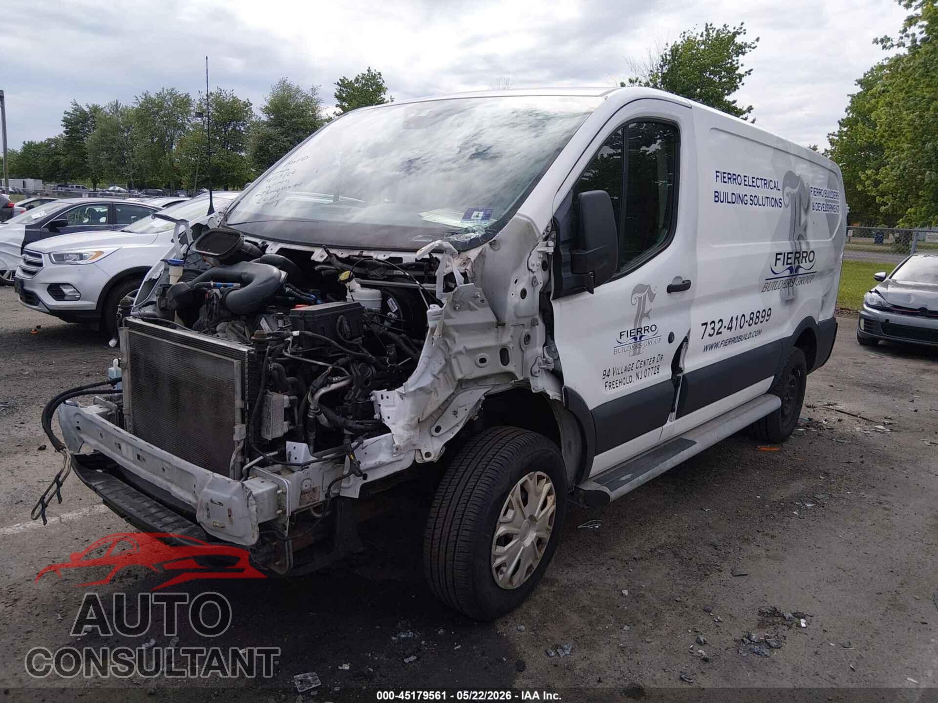 FORD TRANSIT-250 2018 - 1FTYR1YM1JKA88679