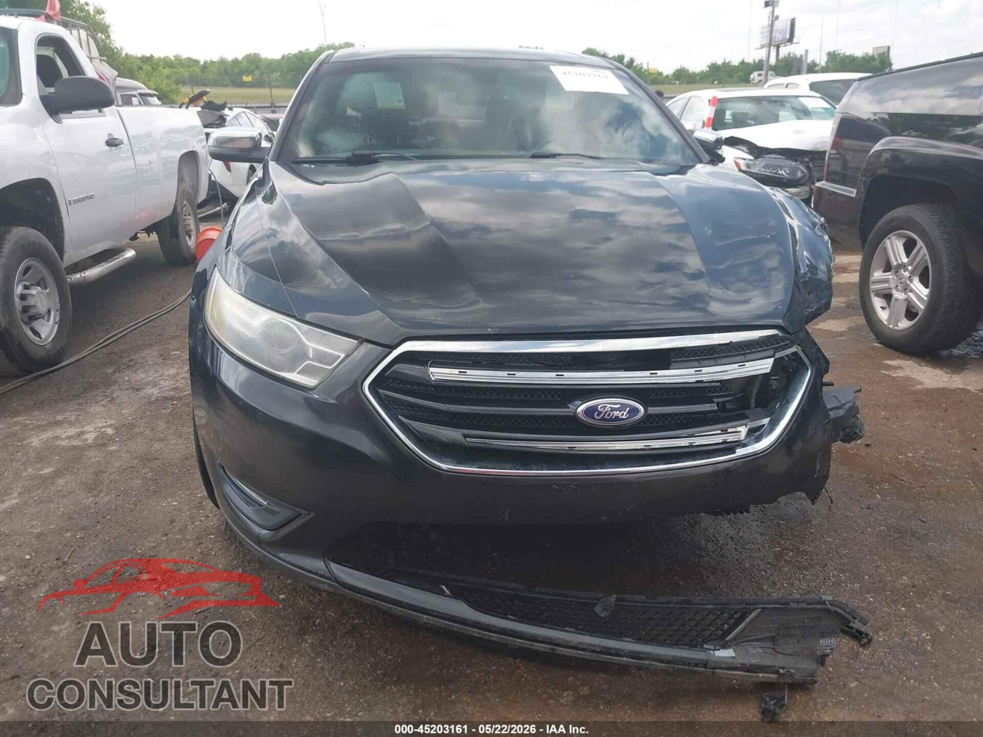 FORD TAURUS 2013 - 1FAHP2J82DG206504