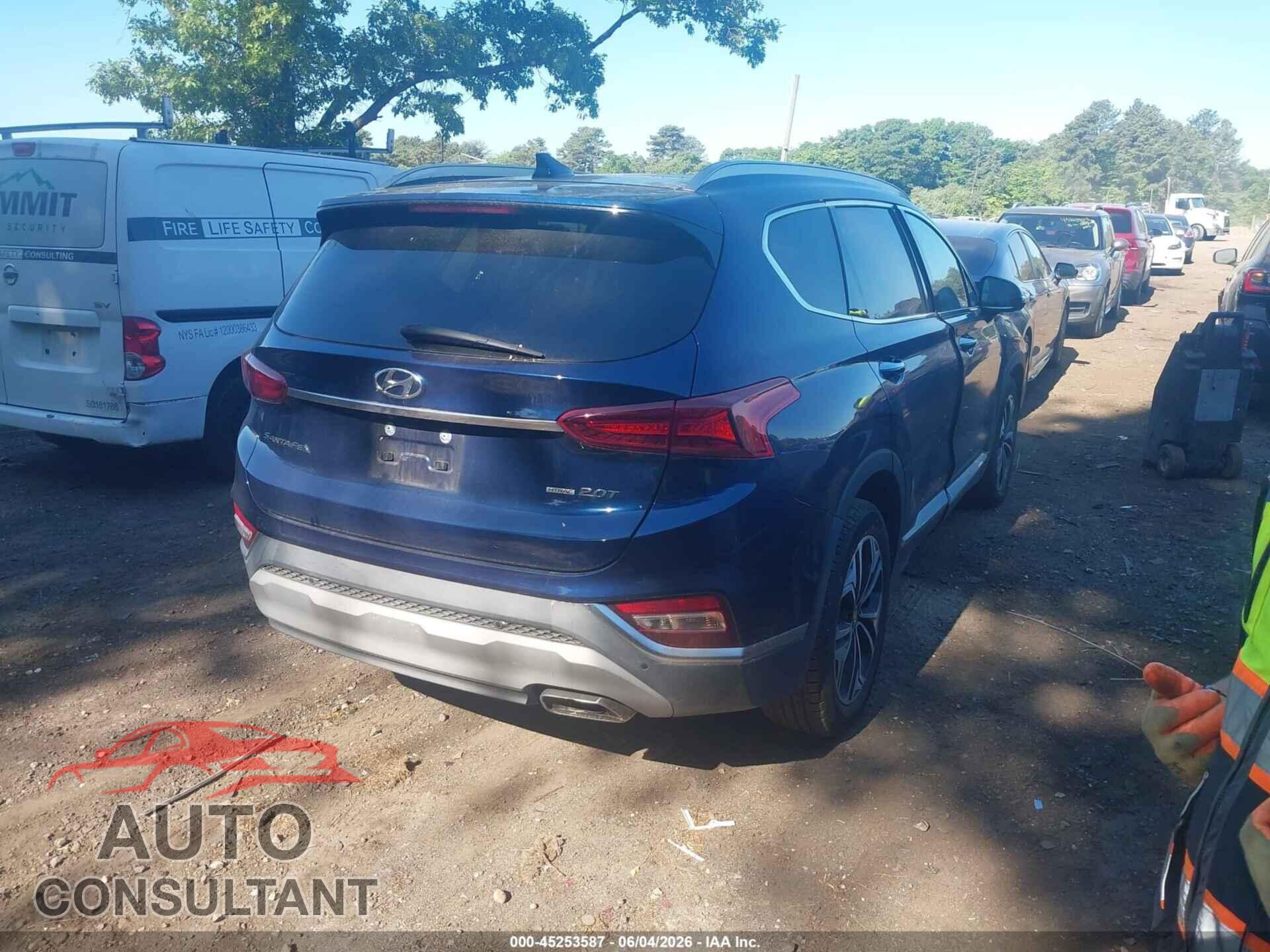 HYUNDAI SANTA FE 2019 - 5NMS5CAA9KH015330