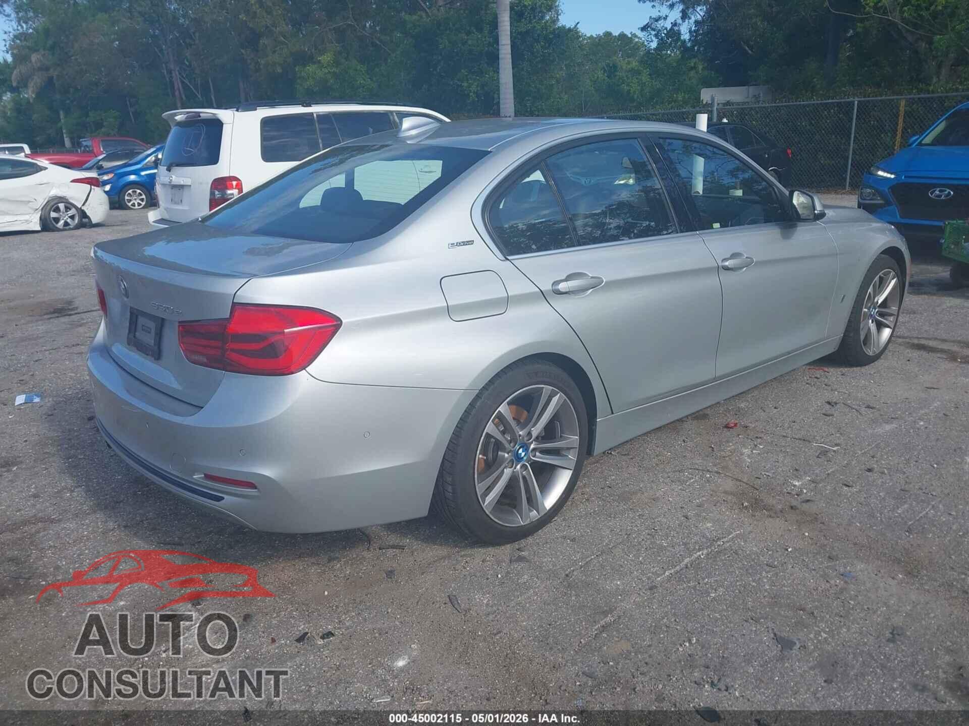 BMW 330E 2018 - WBA8E1C58JA178605