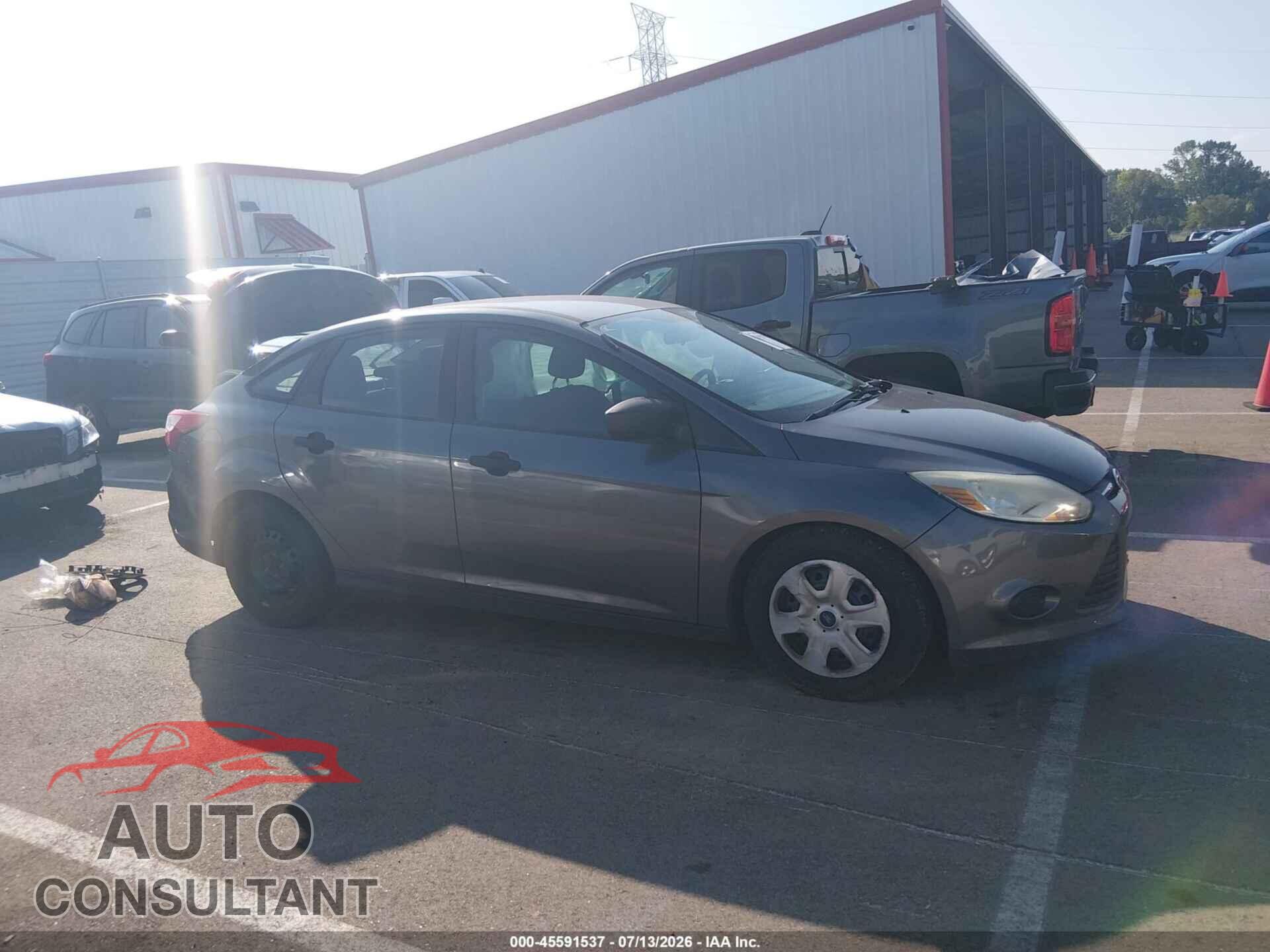 FORD FOCUS 2013 - 1FADP3E26DL330728