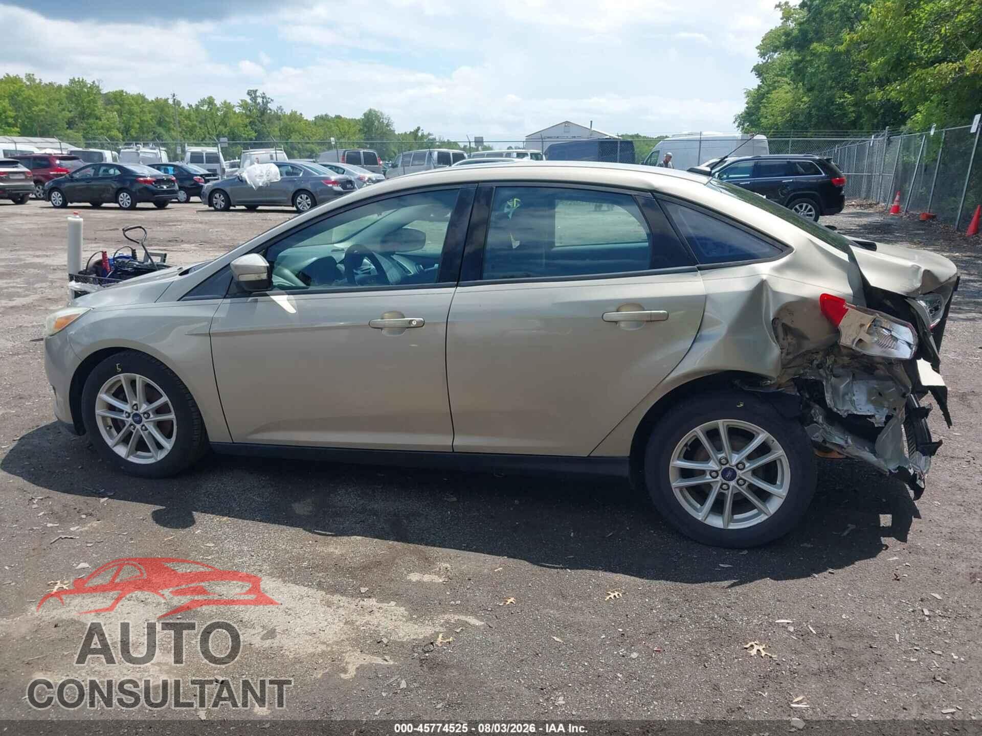 FORD FOCUS 2015 - 1FADP3F27FL317049