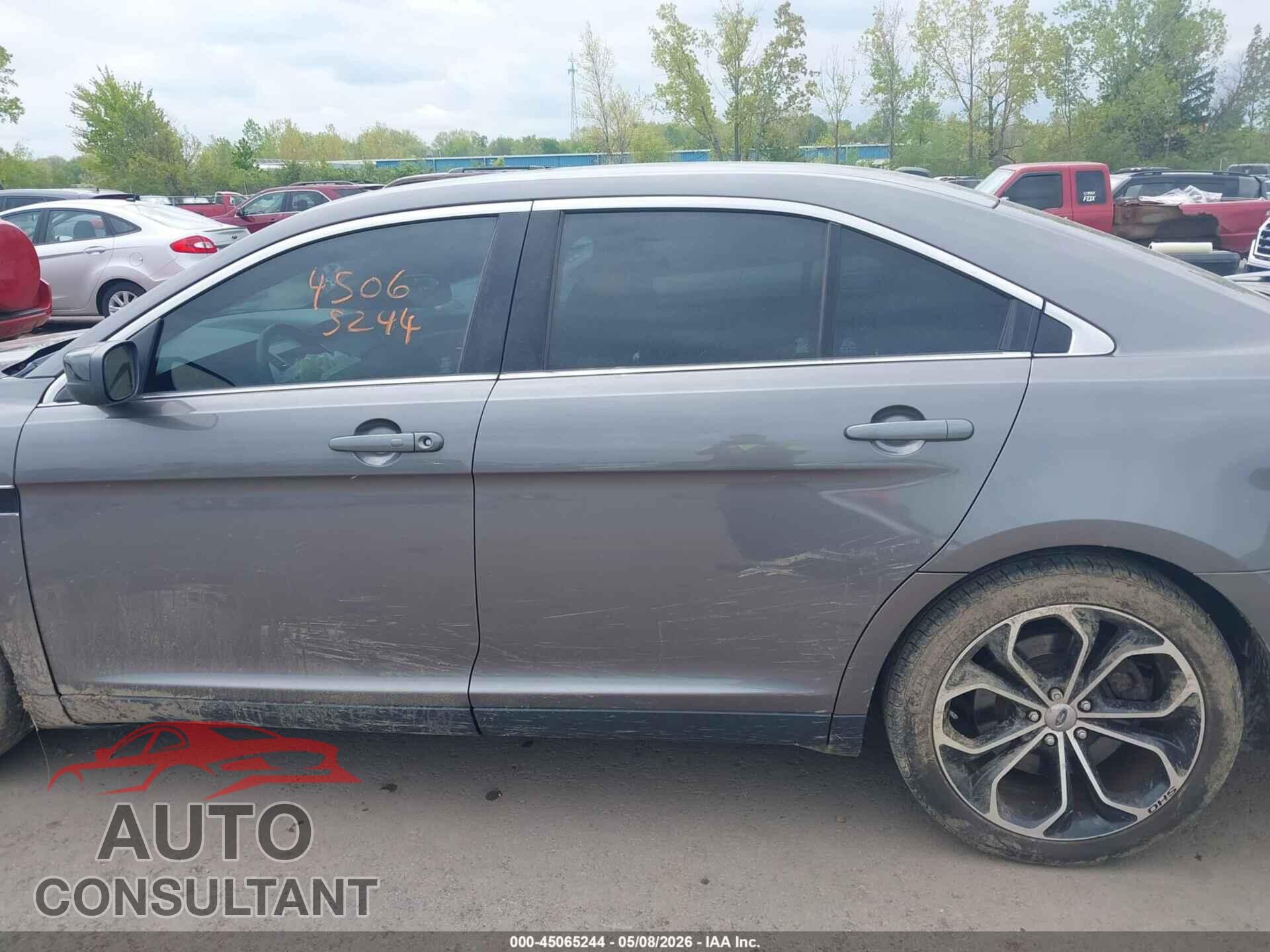 FORD TAURUS 2013 - 1FAHP2KT5DG116203