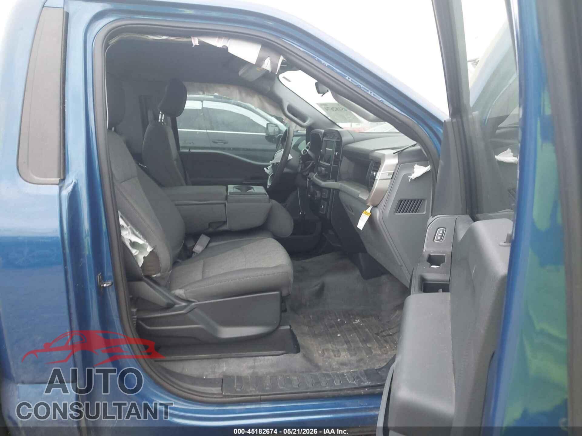 FORD F-150 2023 - 1FTMF1C57PKG18475