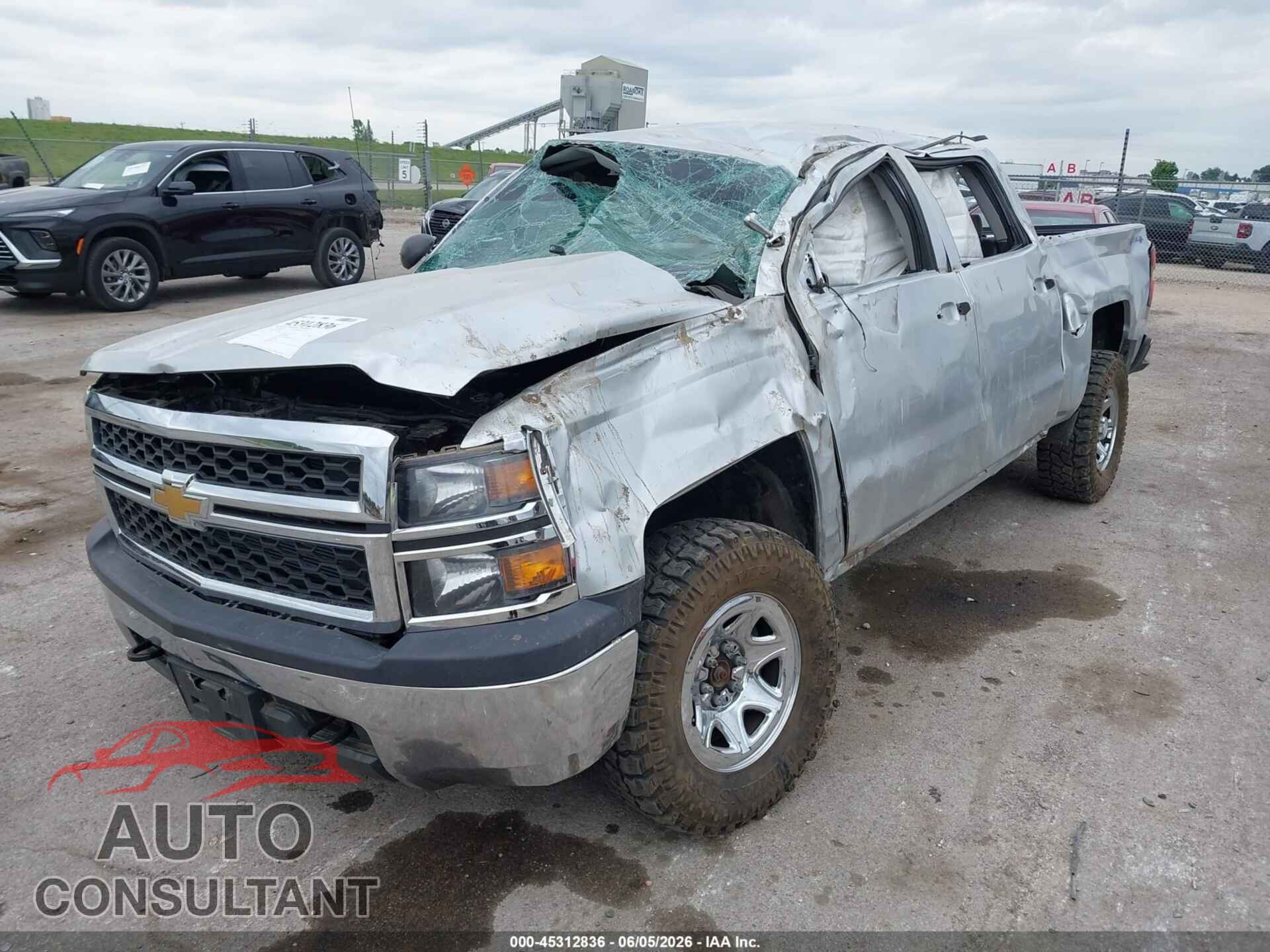 CHEVROLET SILVERADO 1500 2015 - 3GCUKPEC1FG100880