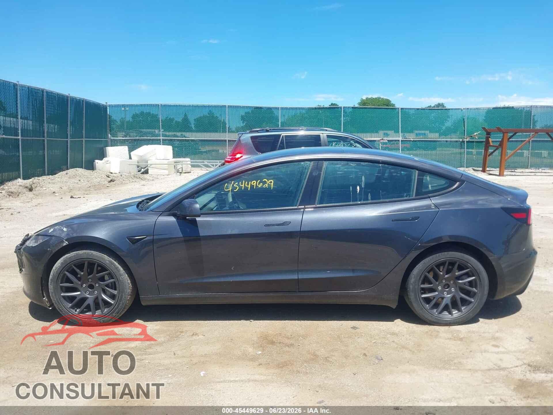 TESLA MODEL 3 2025 - 5YJ3E1EA1SF934016