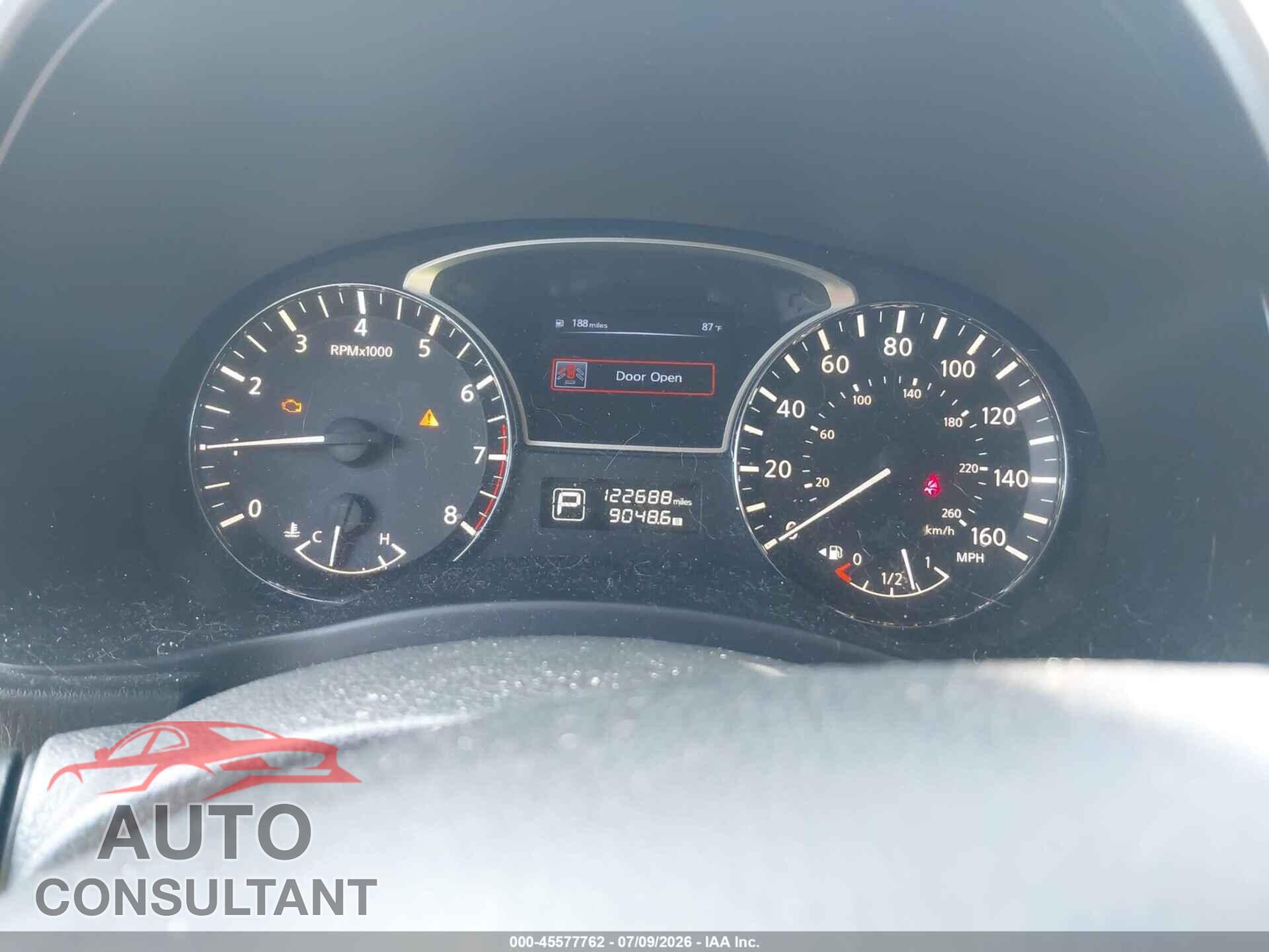 NISSAN PATHFINDER 2014 - 5N1AR2MN2EC715584