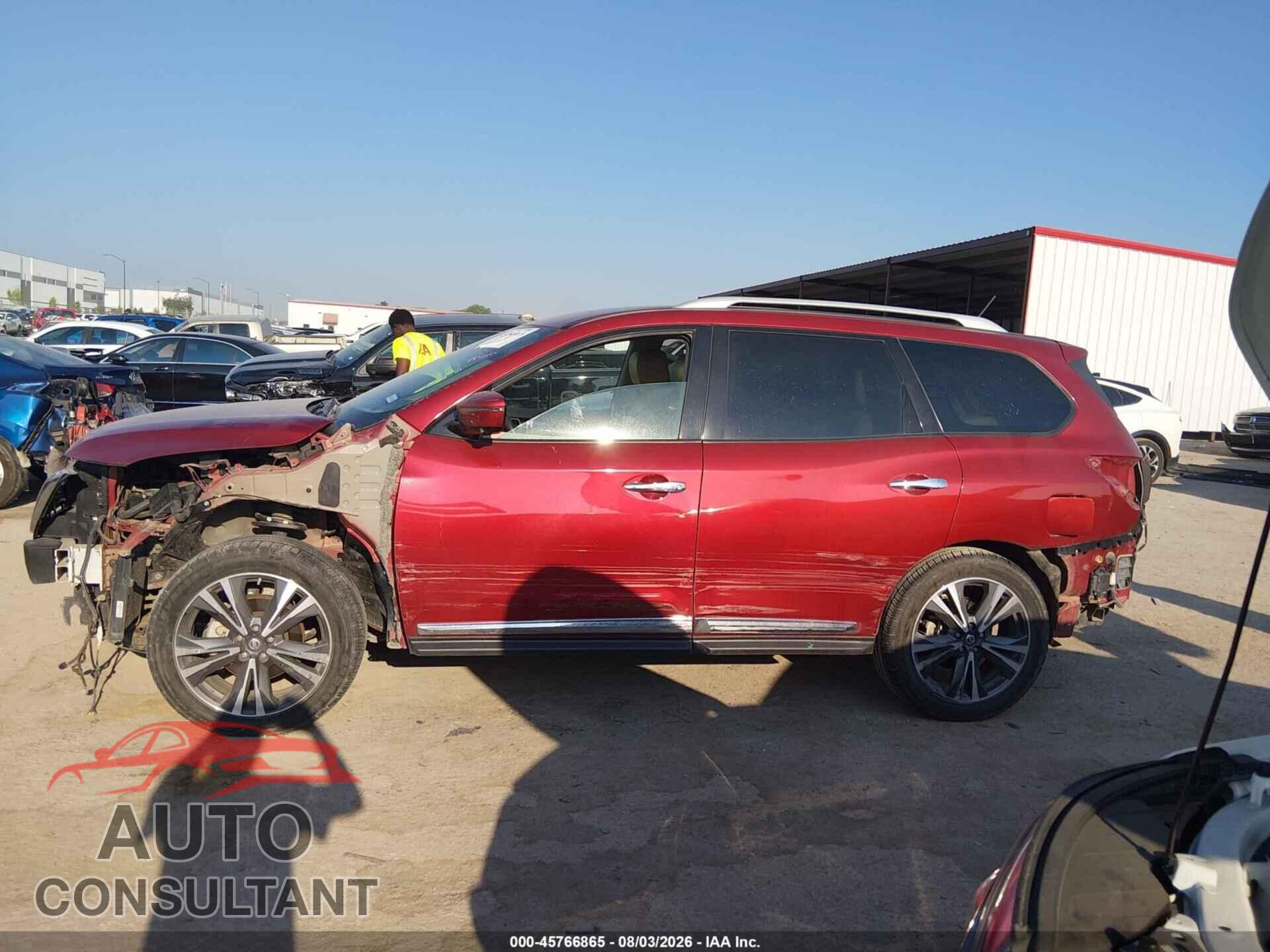 NISSAN PATHFINDER 2017 - 5N1DR2MN2HC679753