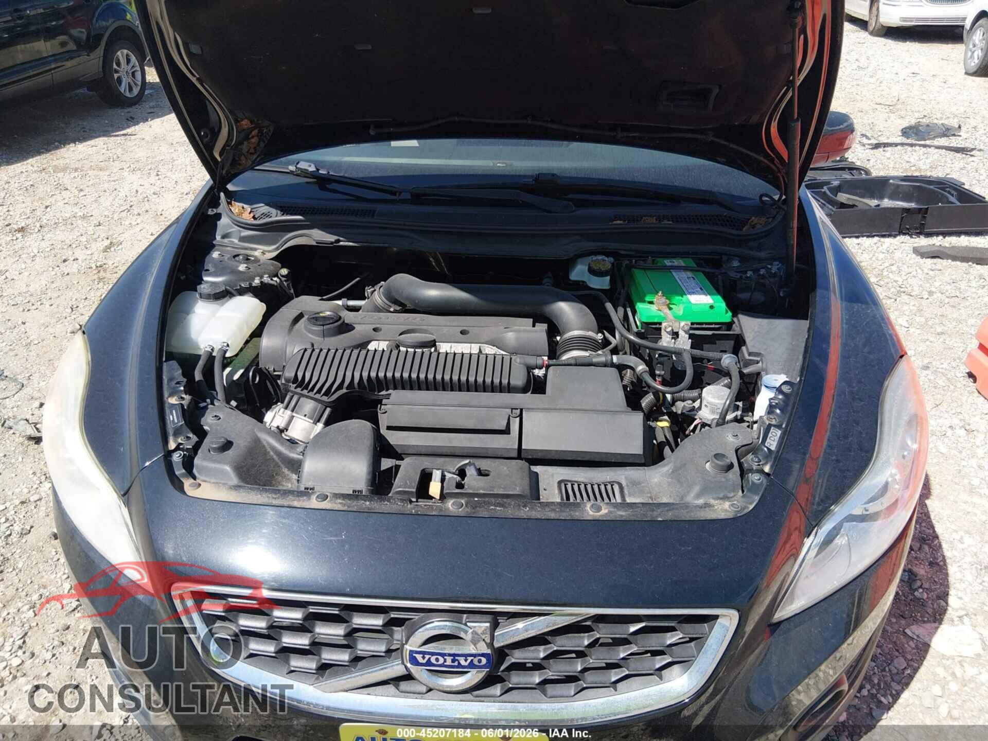 VOLVO C30 2011 - YV1672MK2B2210727