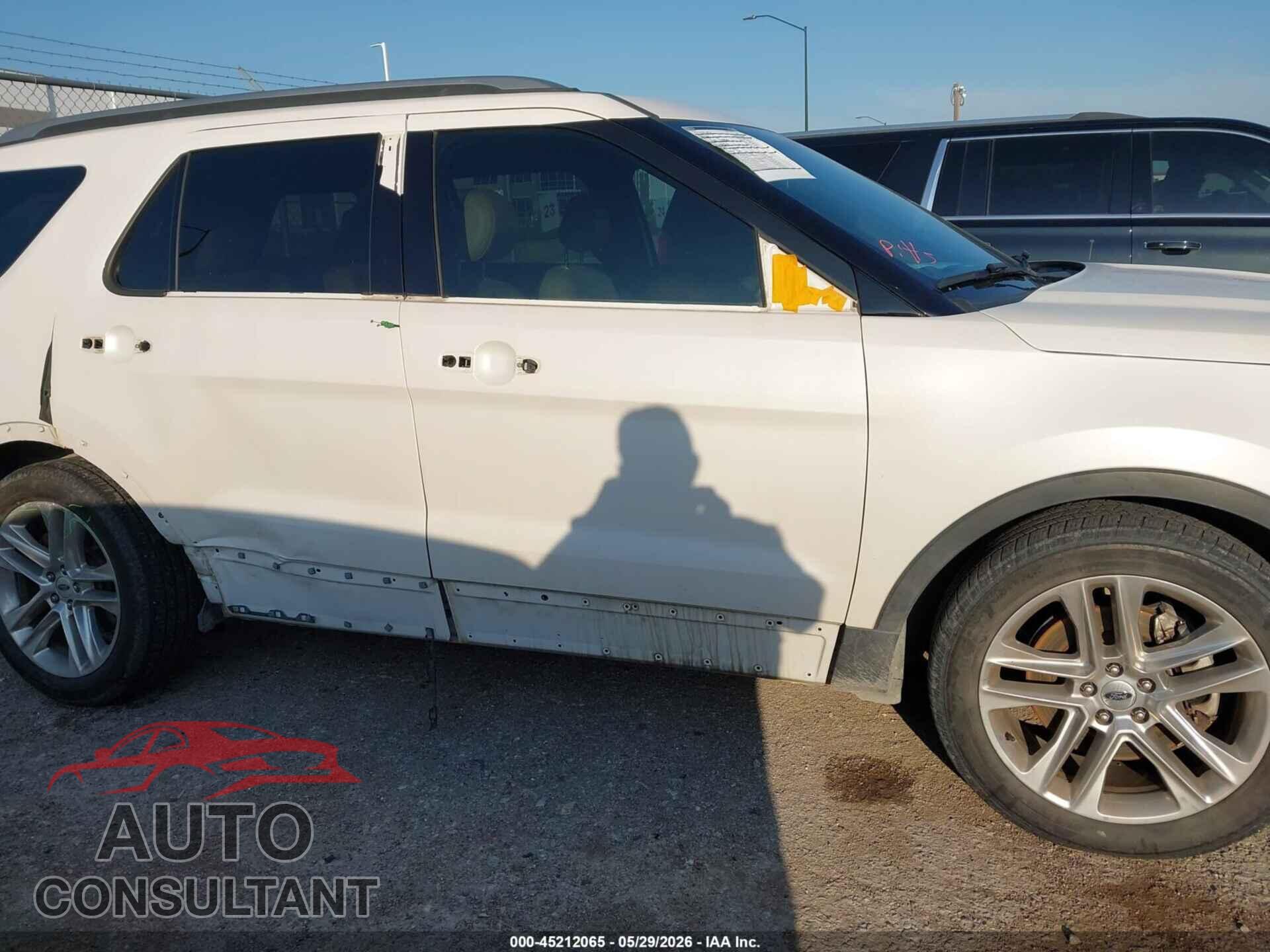 FORD EXPLORER 2017 - 1FM5K7D83HGC20286