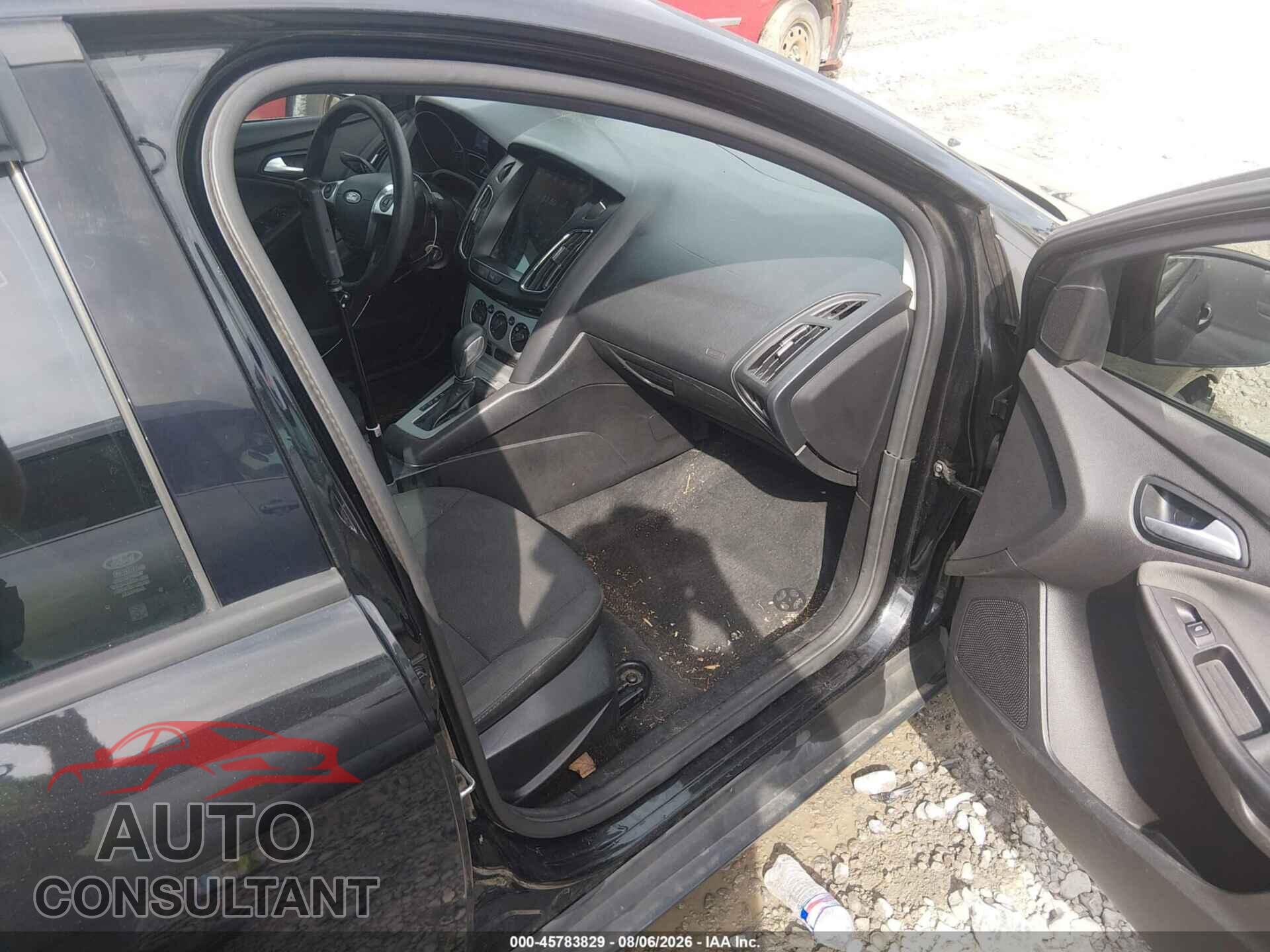 FORD FOCUS 2014 - 1FADP3F25EL363221