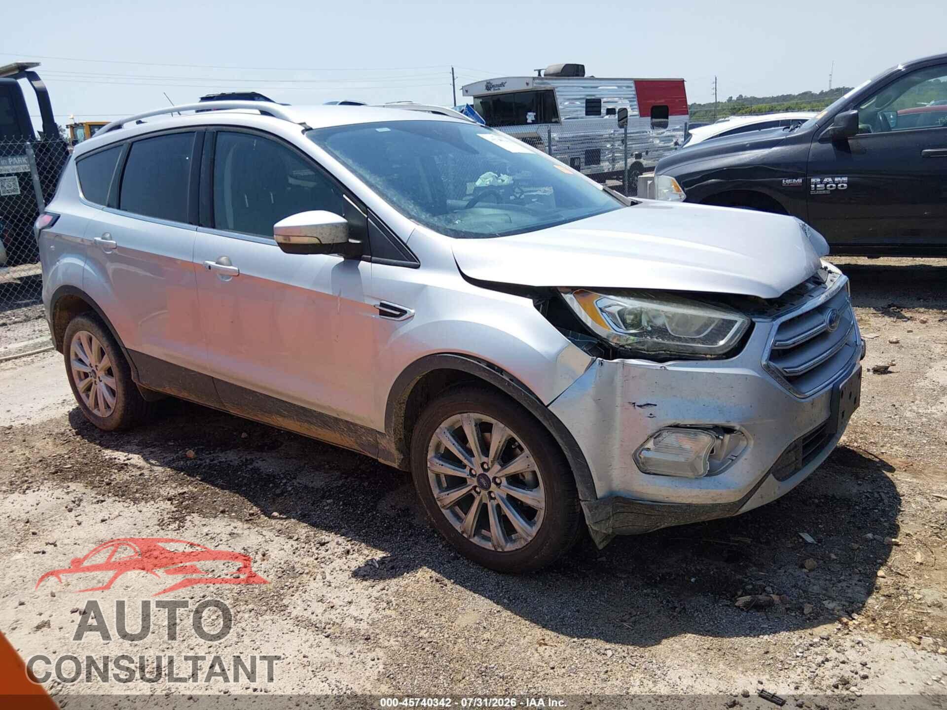 FORD ESCAPE 2017 - 1FMCU0JD6HUE47449