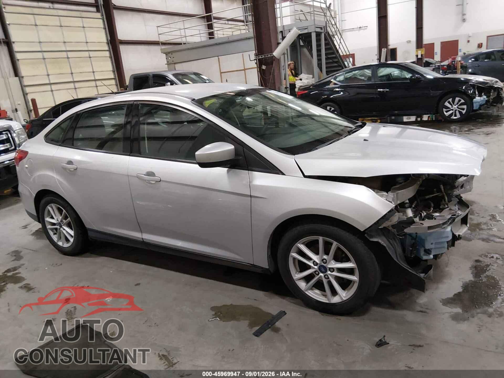 FORD FOCUS 2018 - 1FADP3F27JL327962