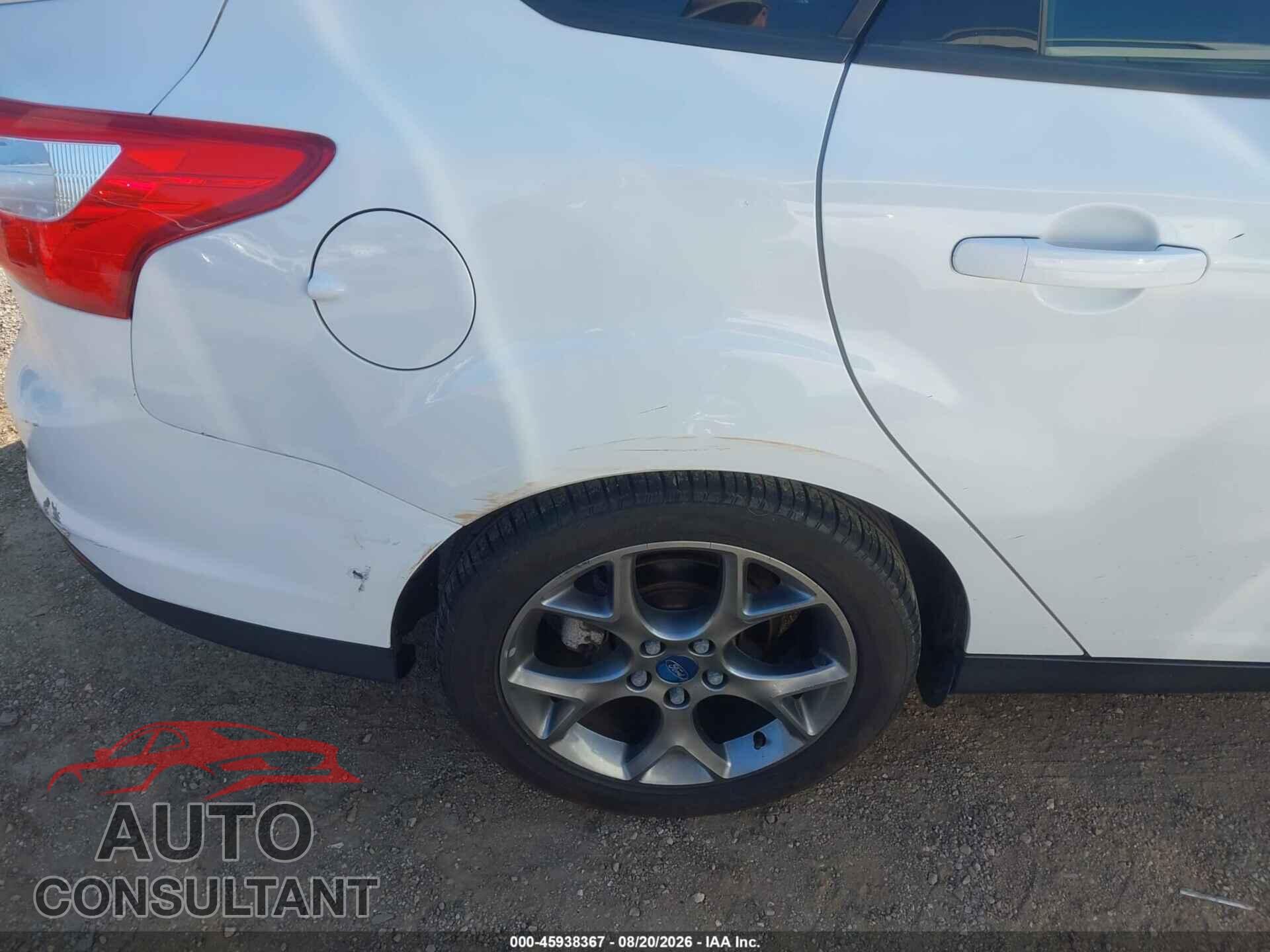 FORD FOCUS 2013 - 1FADP3F29DL246045