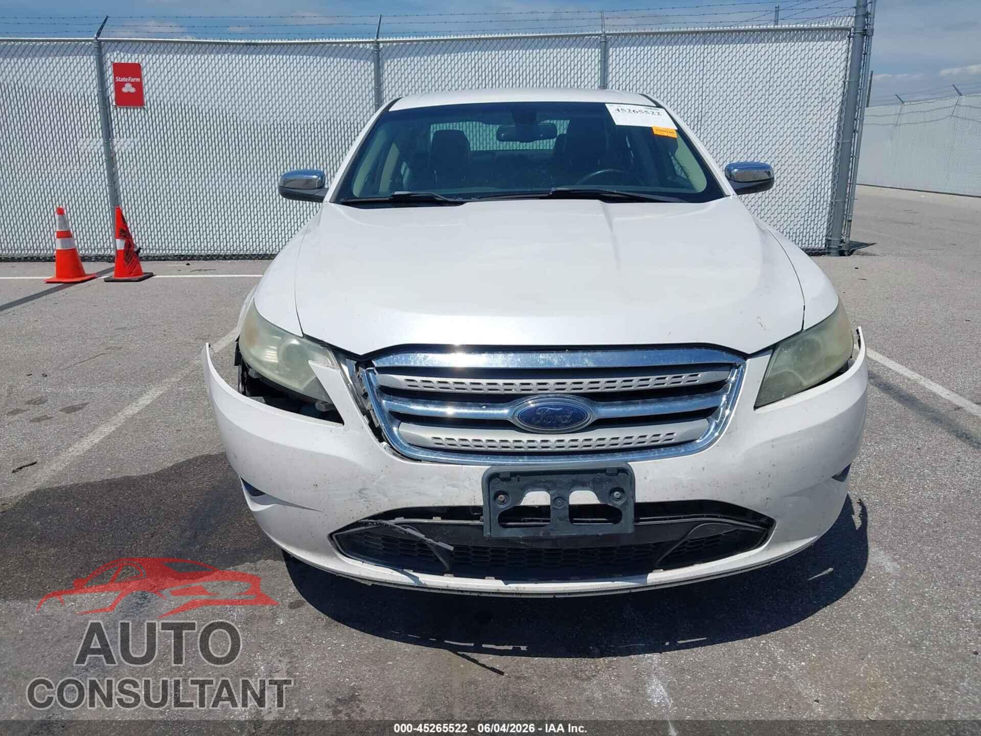 FORD TAURUS 2010 - 1FAHP2FW0AG145611