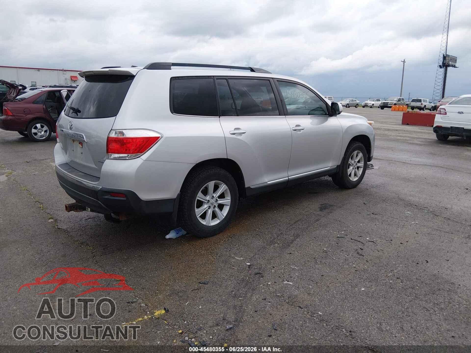 TOYOTA HIGHLANDER 2012 - 5TDBK3EH2CS118359