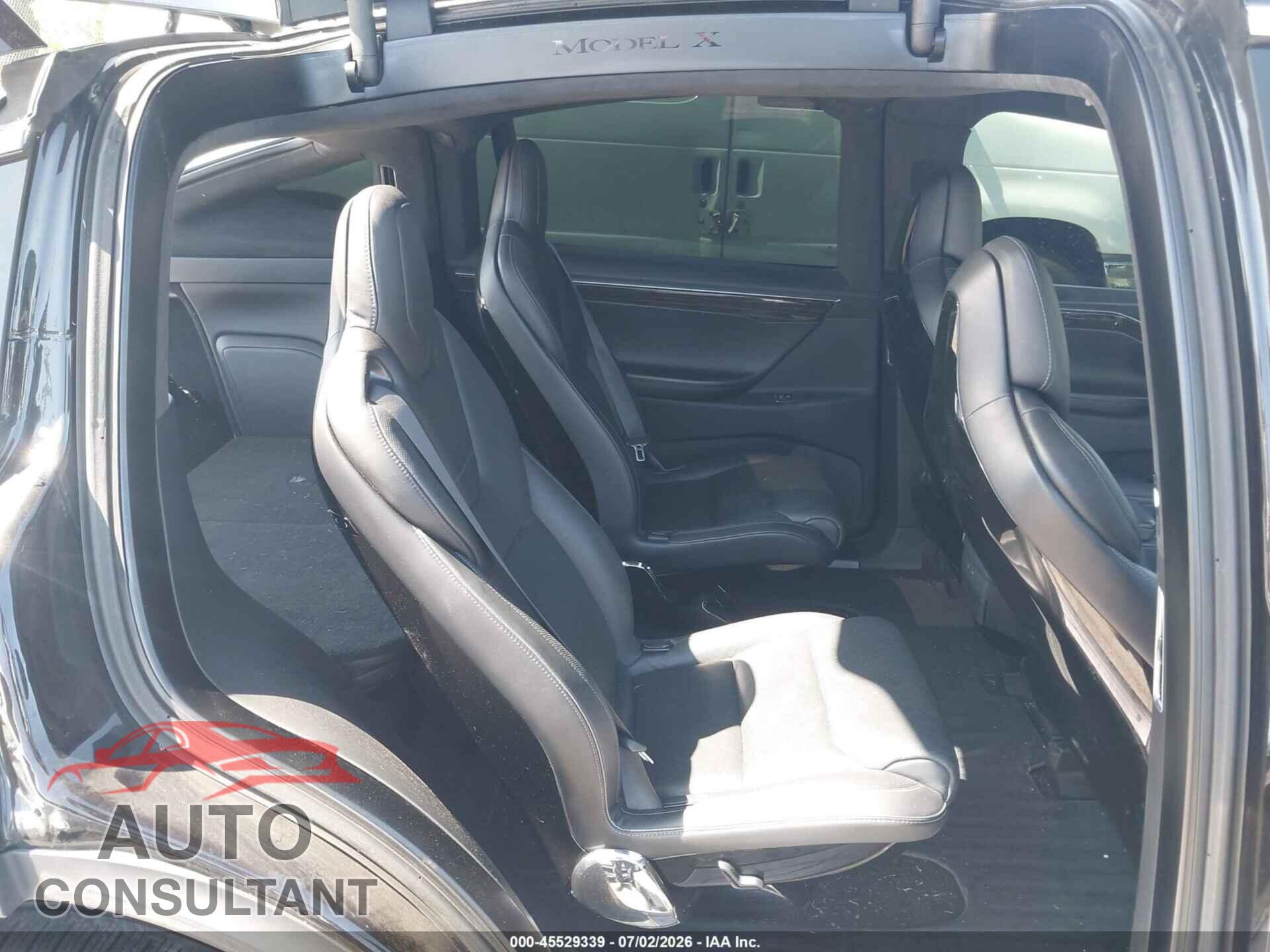 TESLA MODEL X 2016 - 5YJXCBE46GF000206