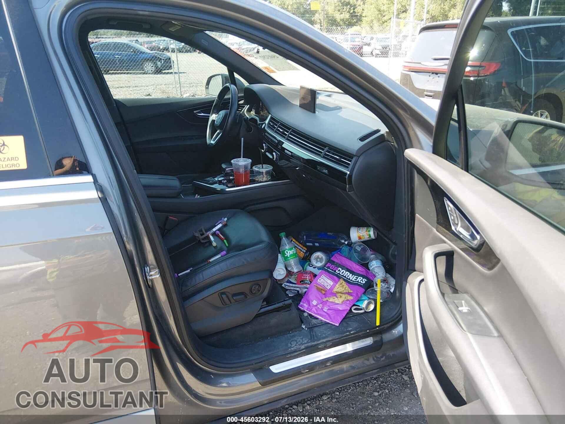 AUDI Q7 2017 - WA1LAAF79HD016572
