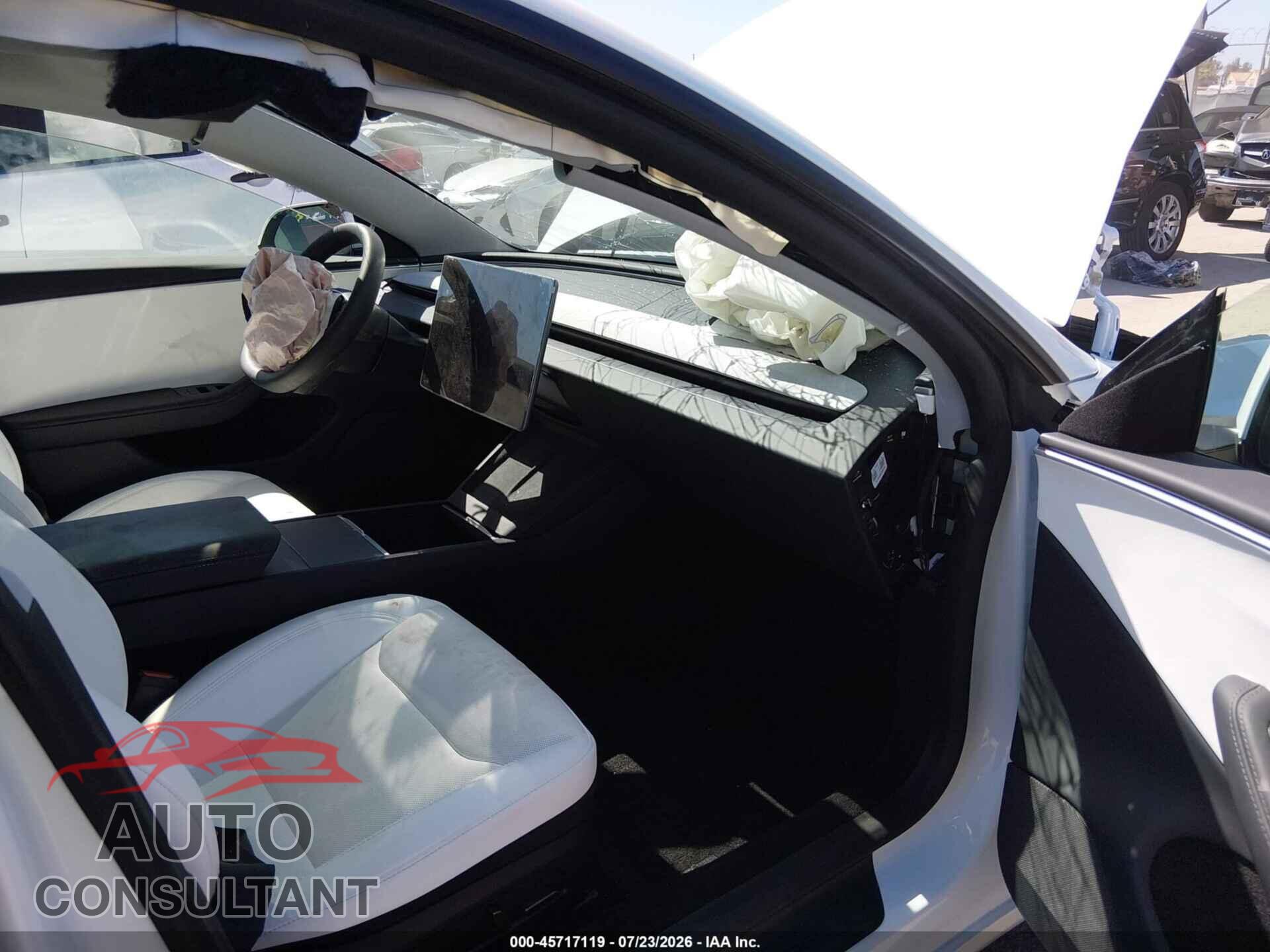 TESLA MODEL 3 2025 - 5YJ3E1EA7SF877434