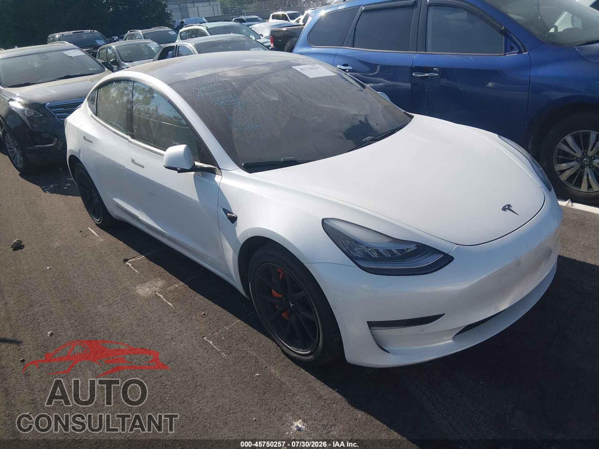 TESLA MODEL 3 2020 - 5YJ3E1EBXLF720023