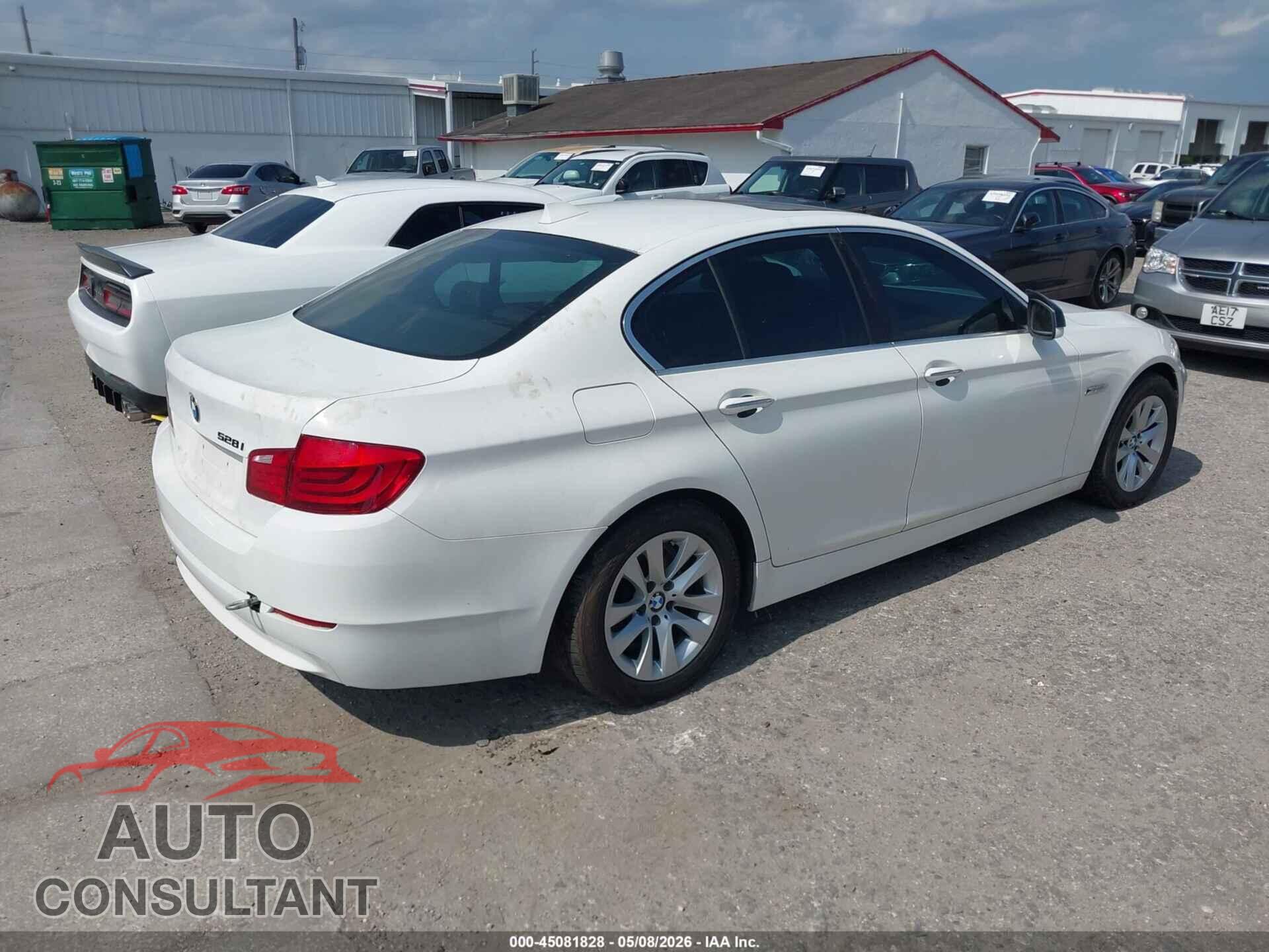 BMW 528I 2011 - WBAFR1C55BC738758