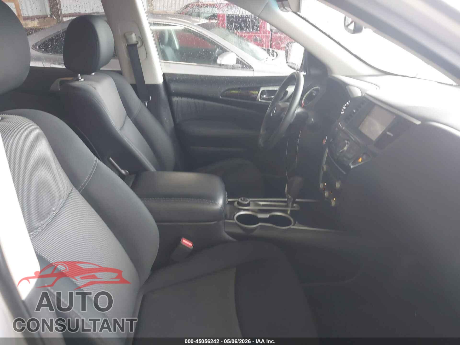 NISSAN PATHFINDER 2018 - 5N1DR2MM4JC669934