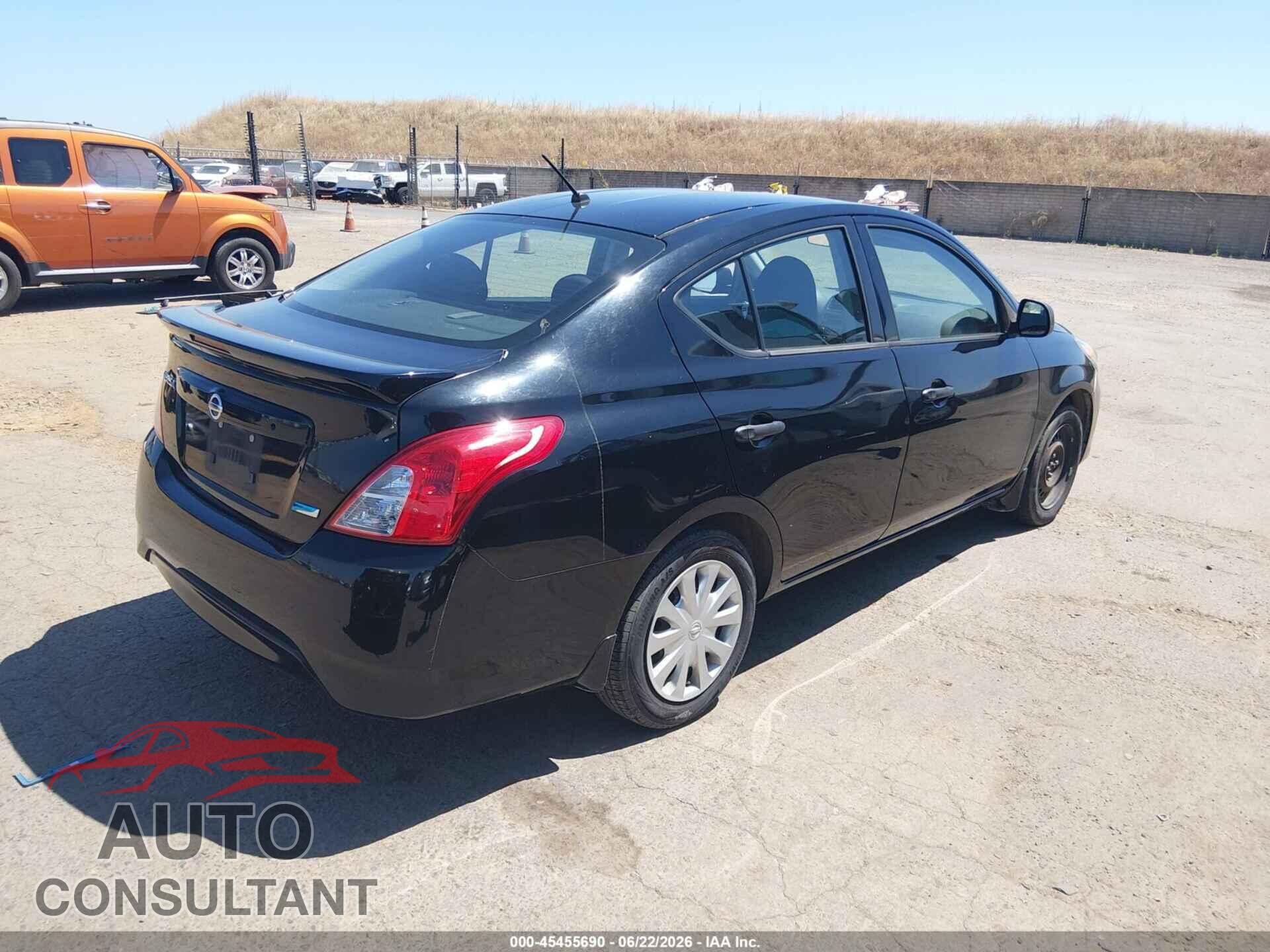 NISSAN VERSA 2015 - 3N1CN7AP1FL907986
