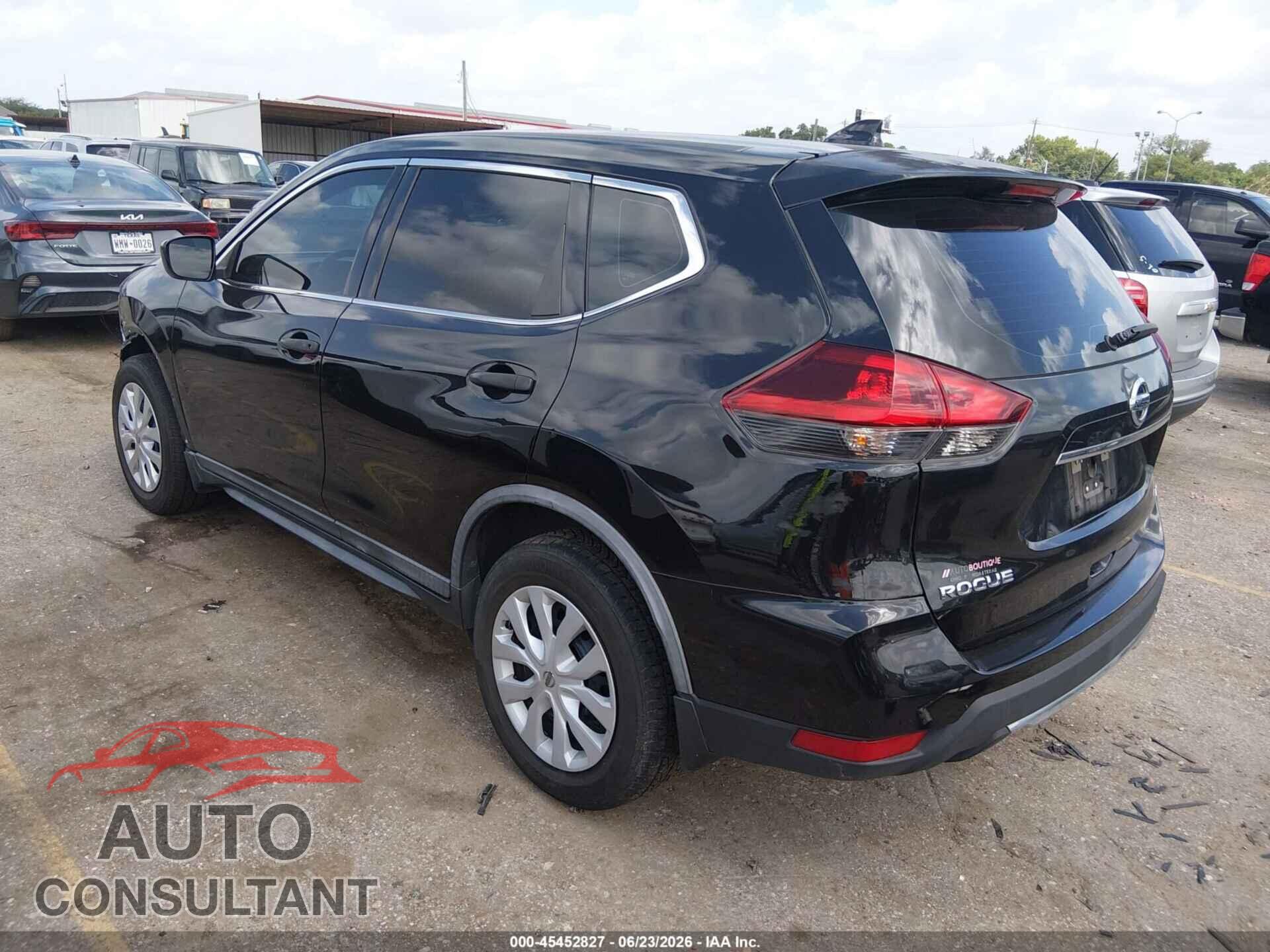 NISSAN ROGUE 2018 - KNMAT2MV2JP545011