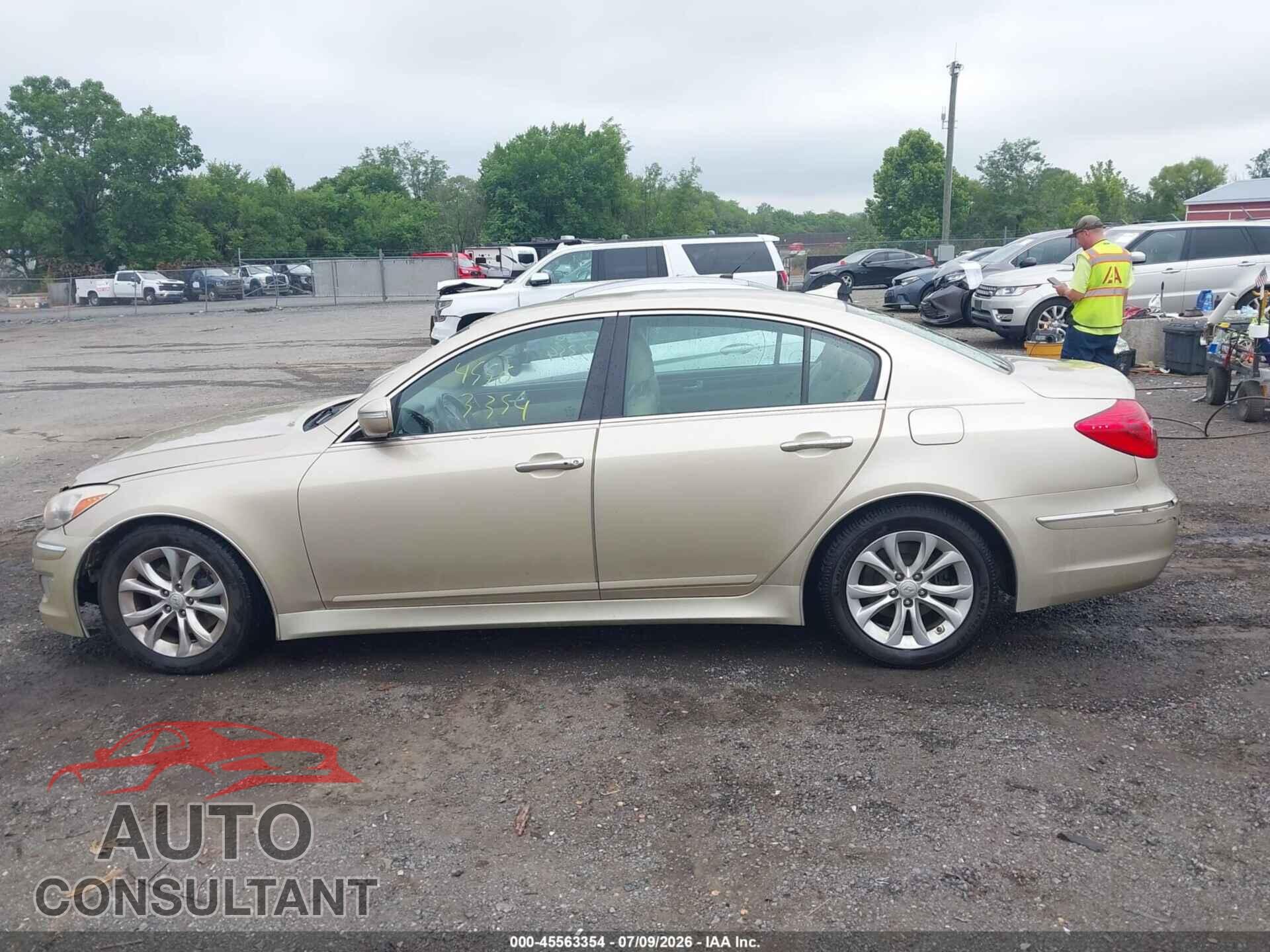 HYUNDAI GENESIS 2012 - KMHGC4DD5CU188632