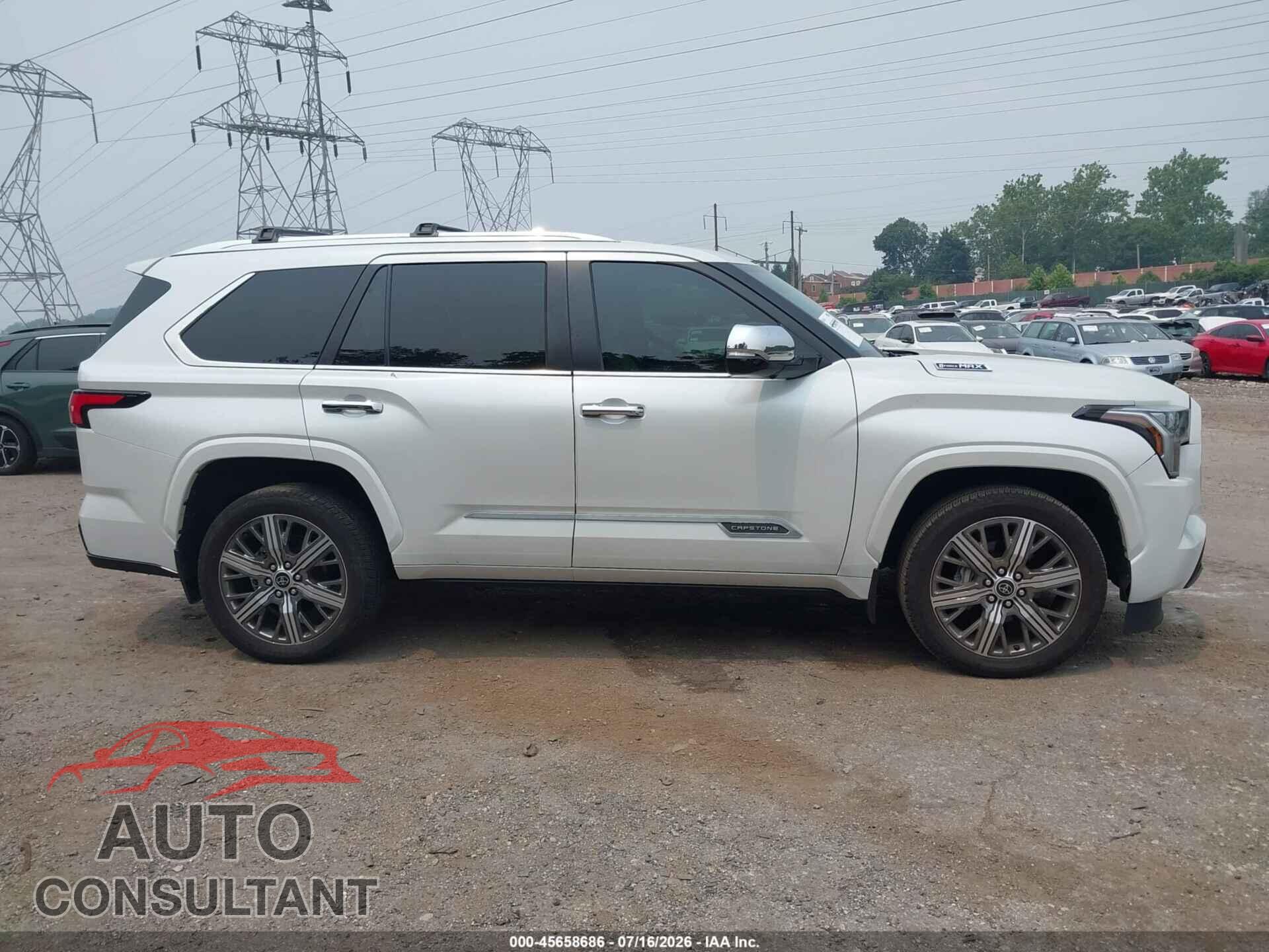 TOYOTA SEQUOIA 2023 - 7SVAAABA9PX018761