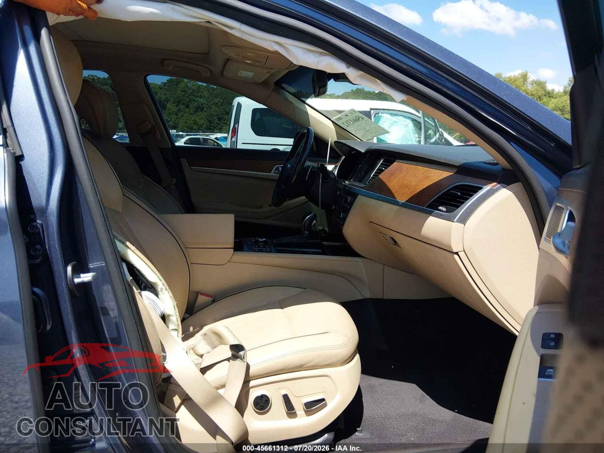 HYUNDAI GENESIS 2015 - KMHGN4JE0FU024359